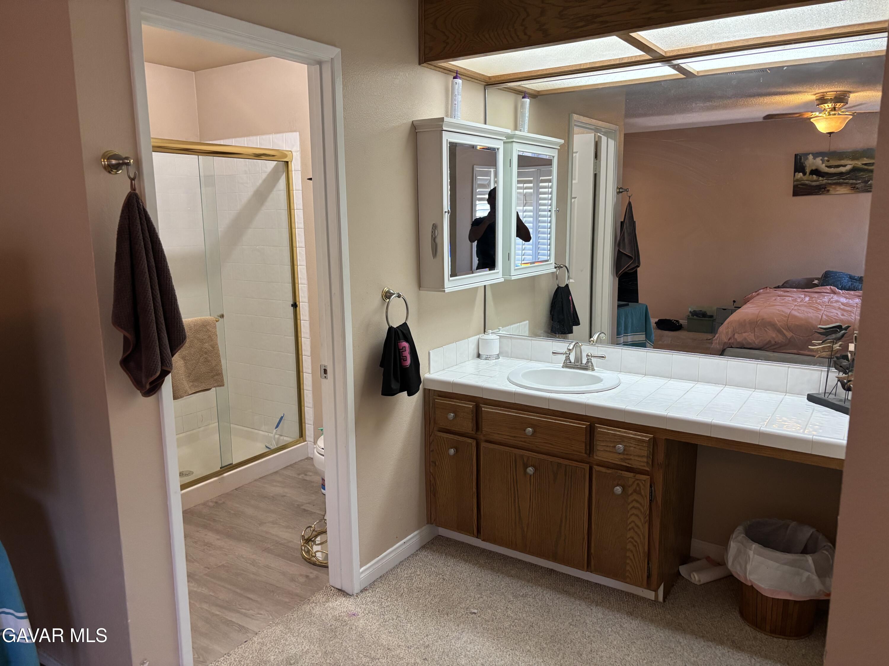 18571 Glenview Court Property Photo 16