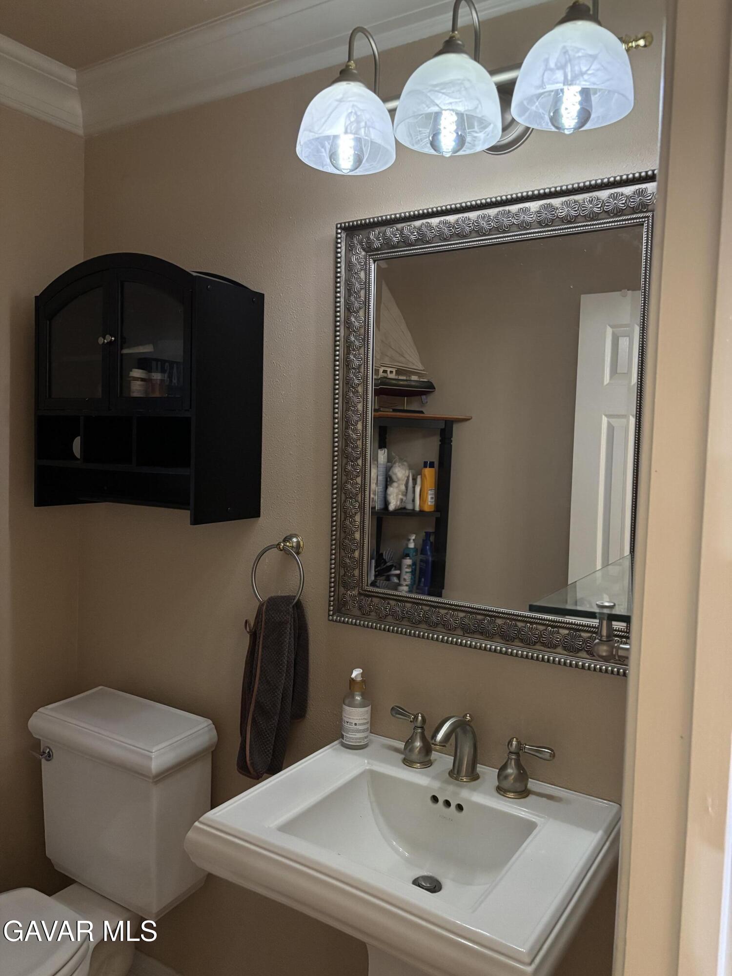 18571 Glenview Court Property Photo 19