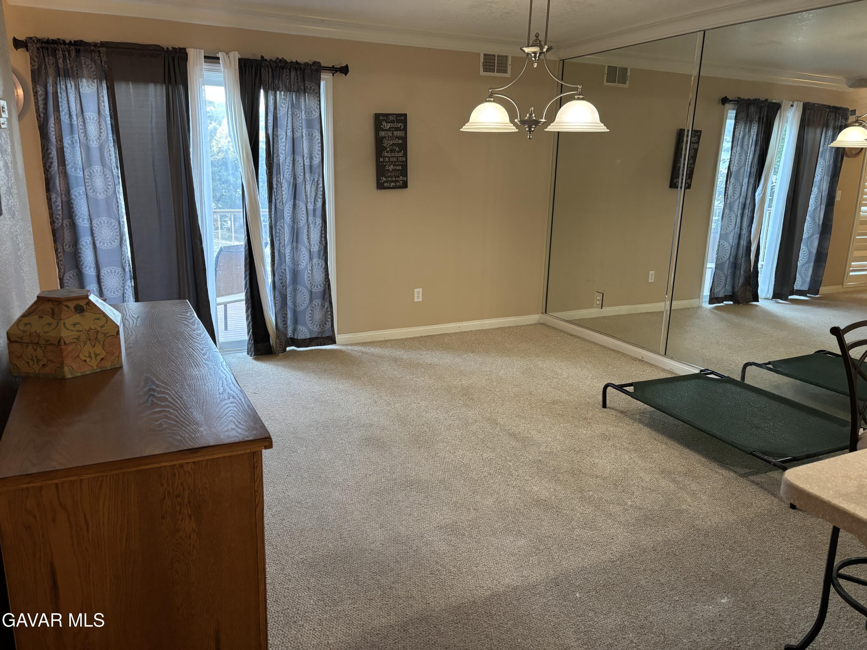 18571 Glenview Court Property Photo 22