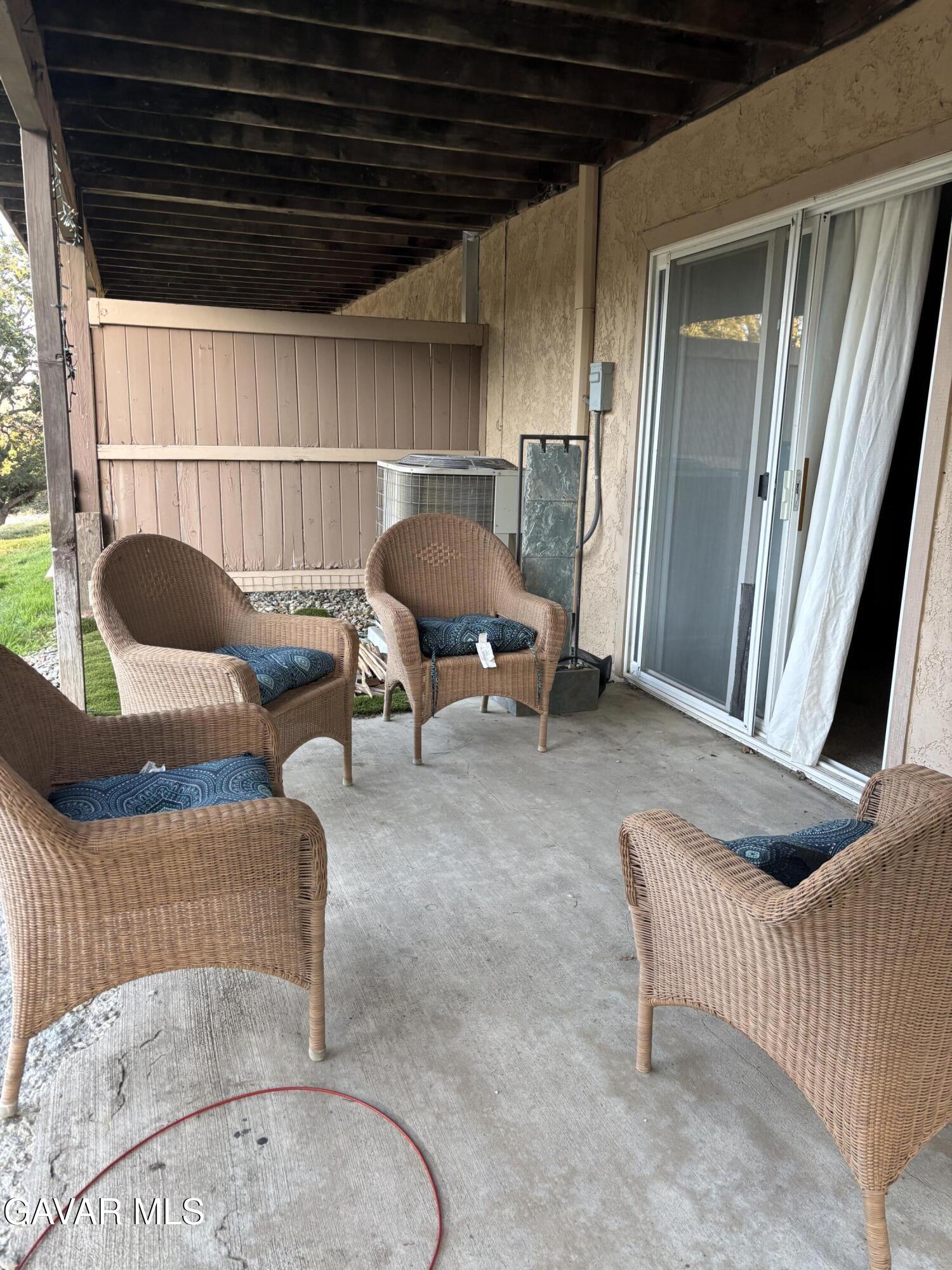 18571 Glenview Court Property Photo 28