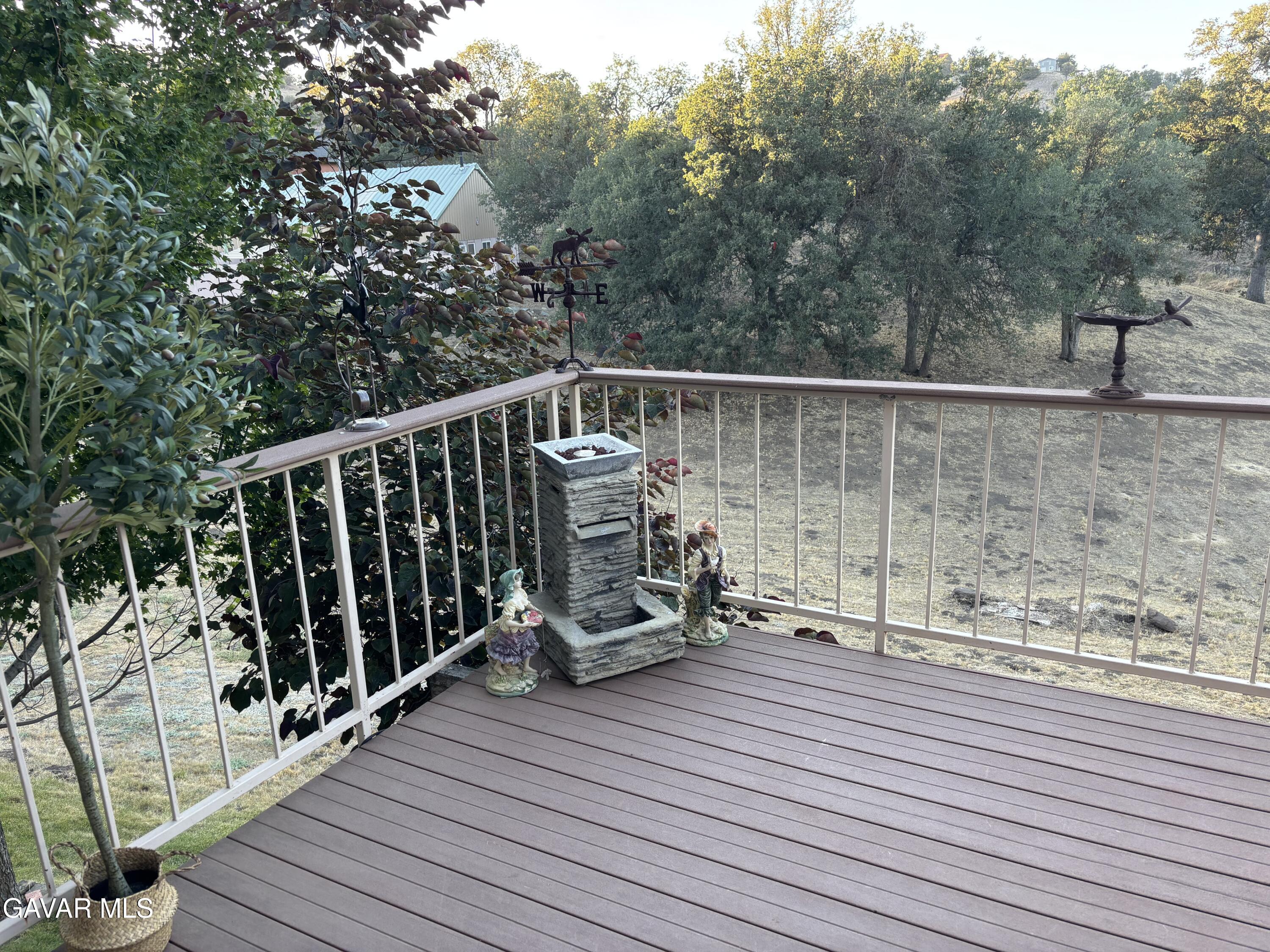 18571 Glenview Court Property Photo 38