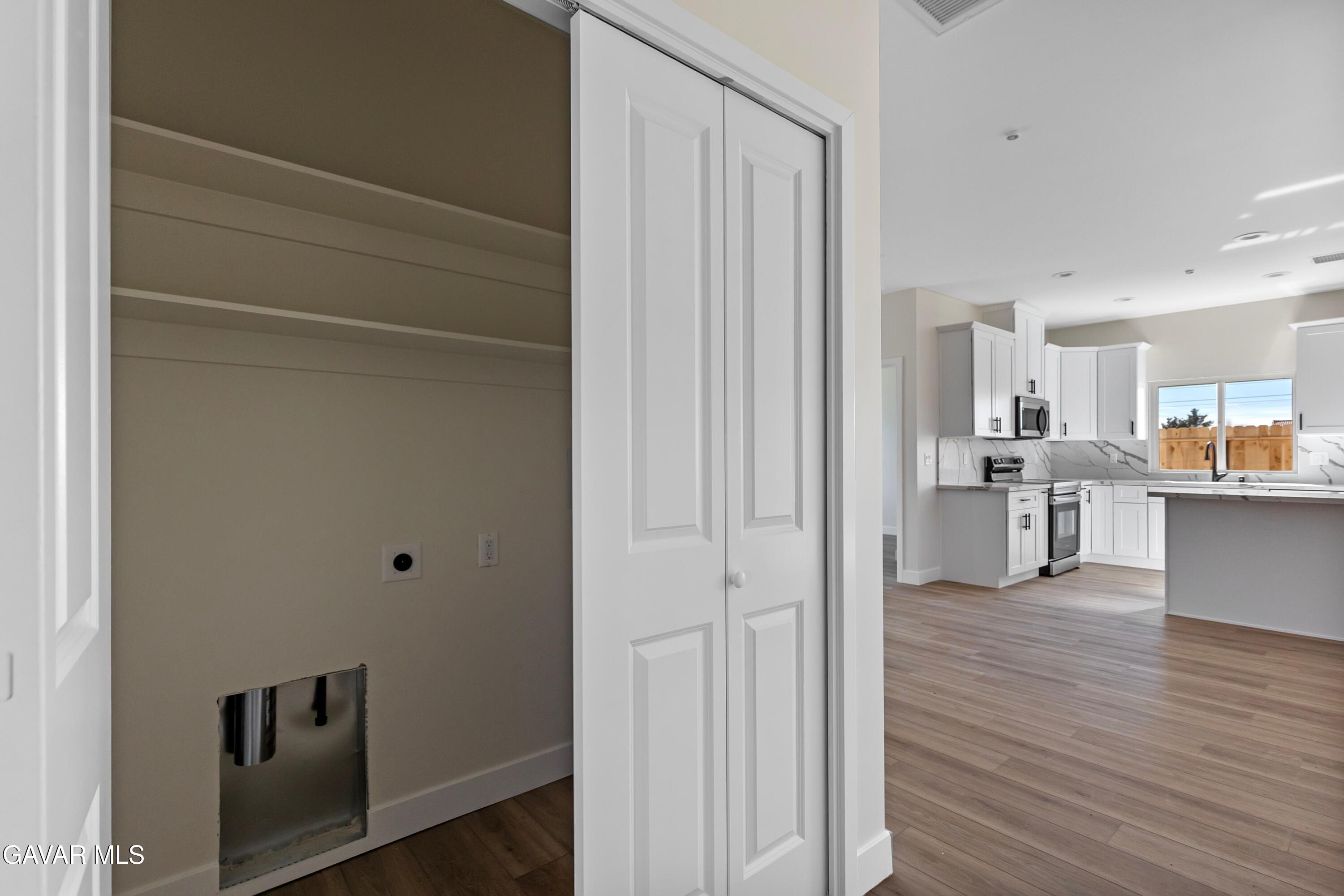 7166 California City Boulevard Property Photo 8