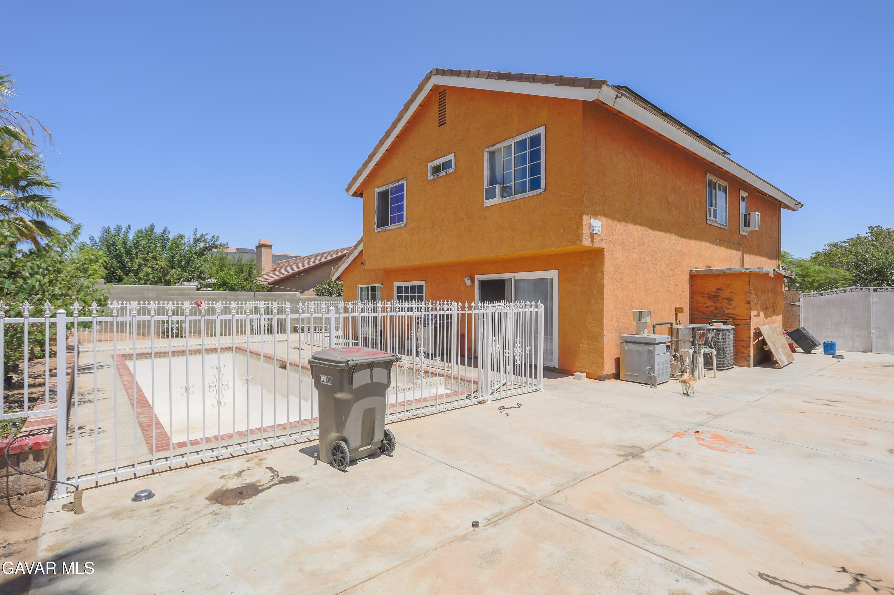 38605 Bitter Root Road Property Photo 5