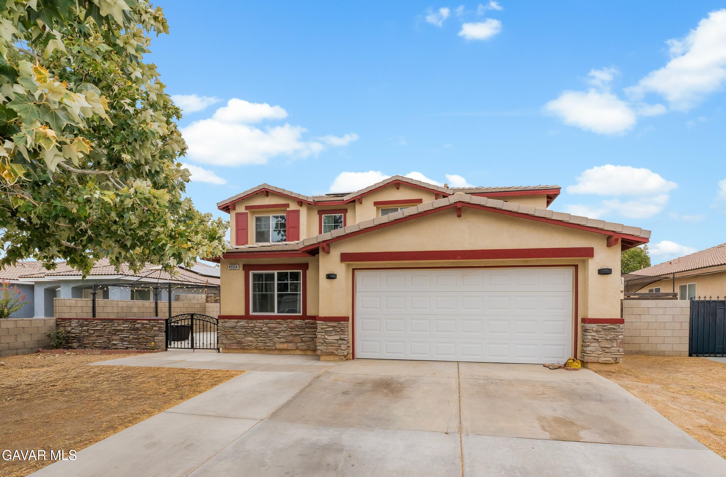 45554 Robinson Drive Property Photo 4