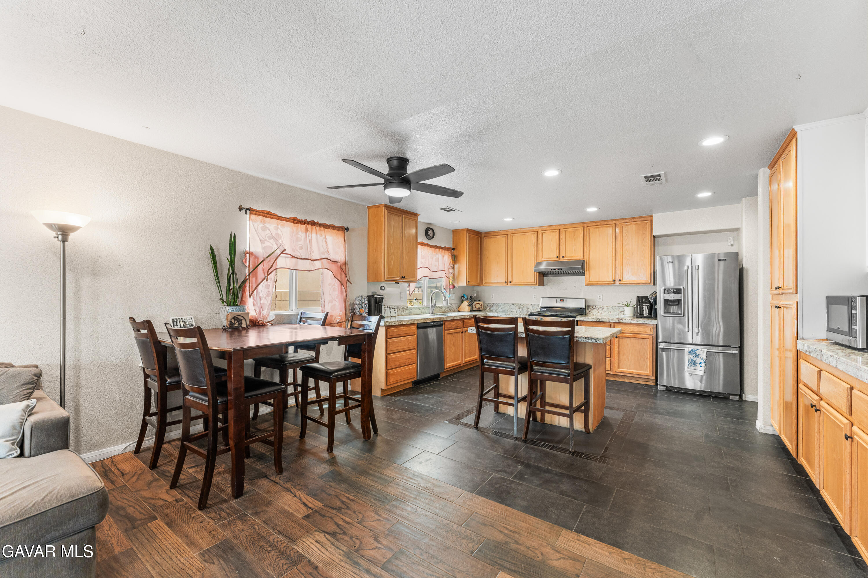 45554 Robinson Drive Property Photo 12