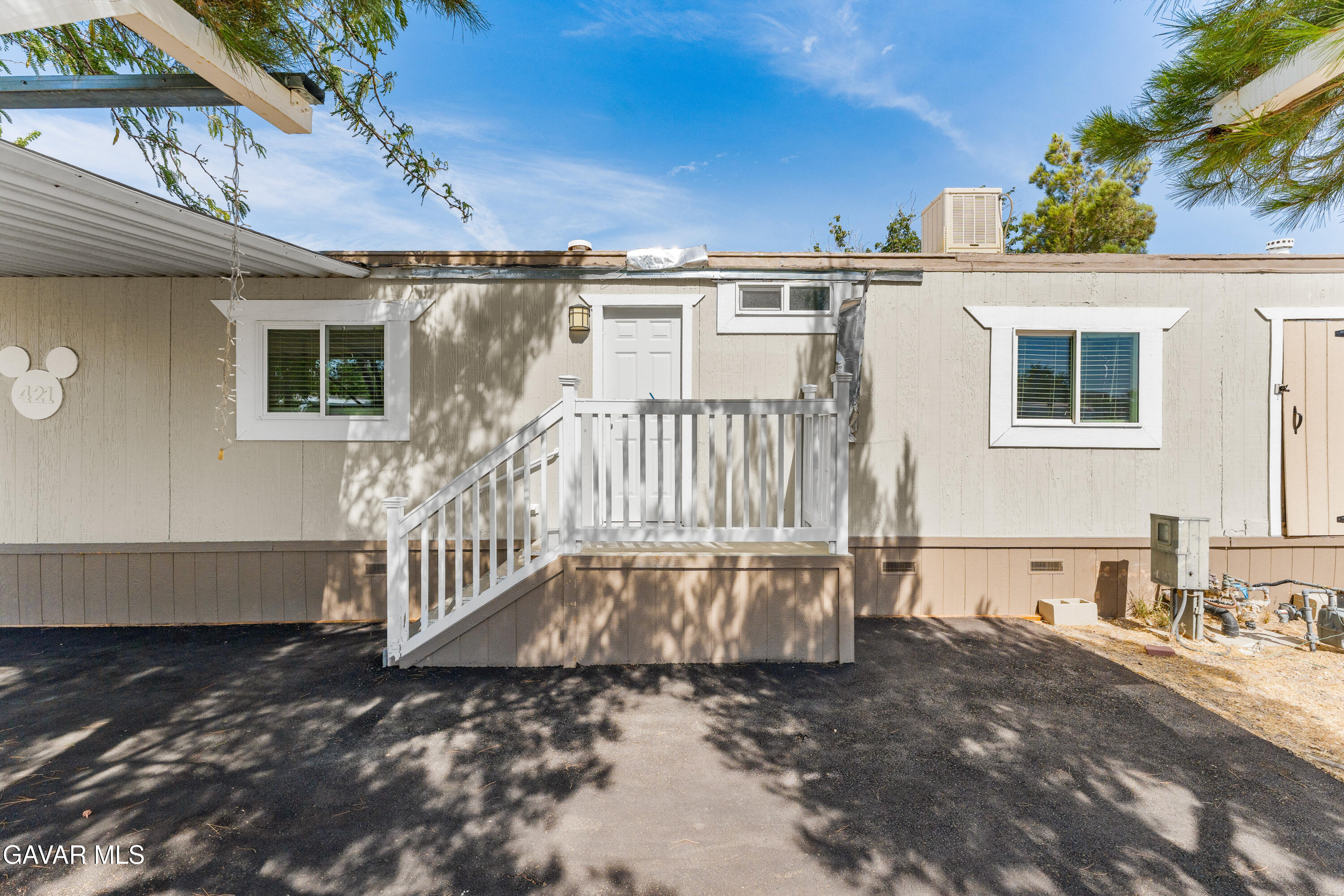 1301 E Avenue I, 421 Property Photo 6