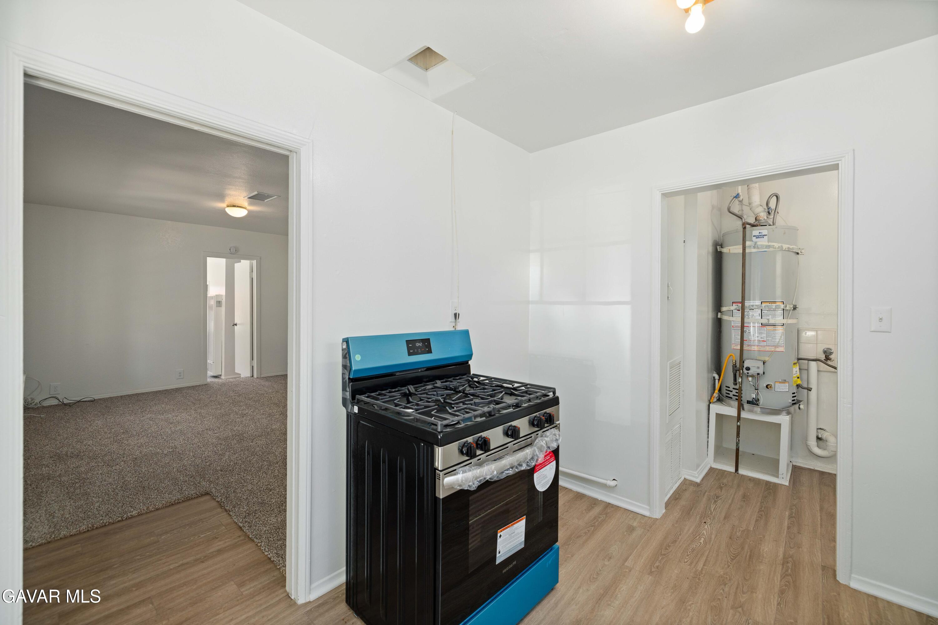 45110 Elm Avenue Property Photo 8