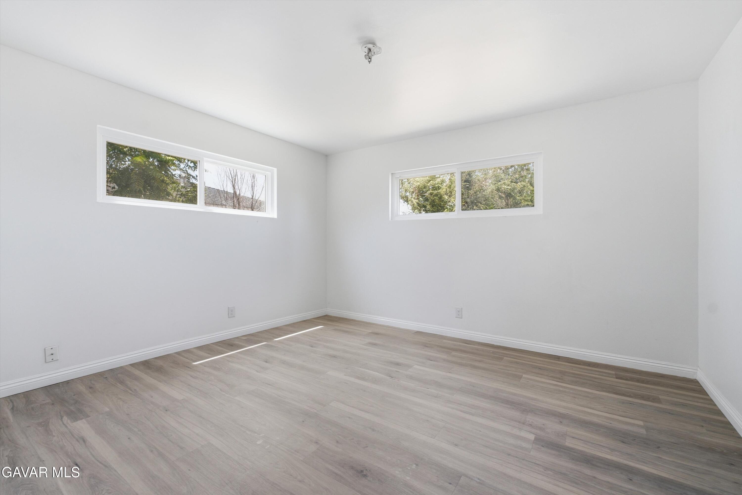 4851 W Avenue M8 Property Photo 11
