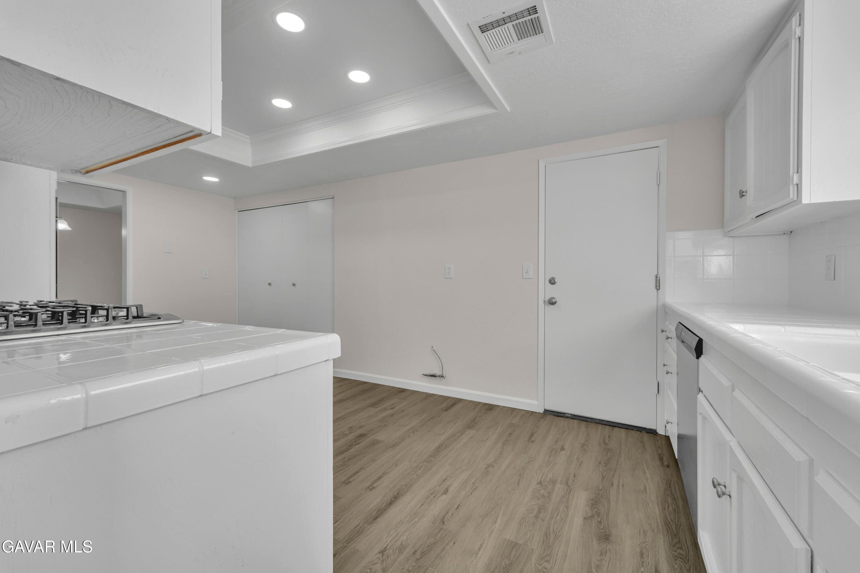 42865 Normandy Lane Property Photo 5