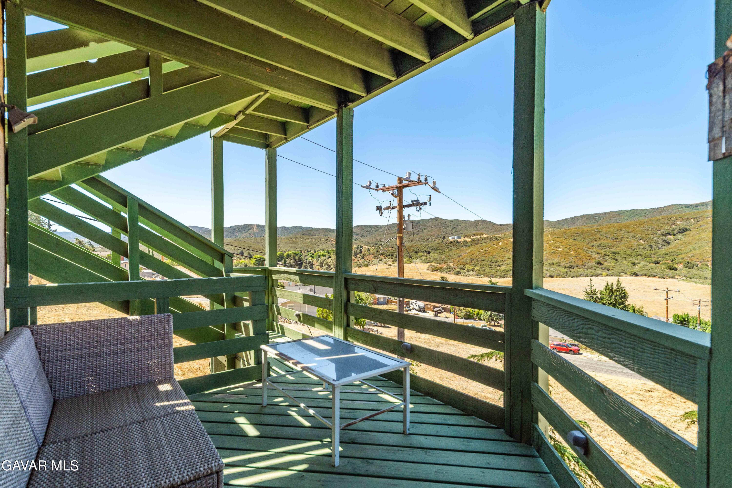 14738 Flintstone Drive Property Photo 11