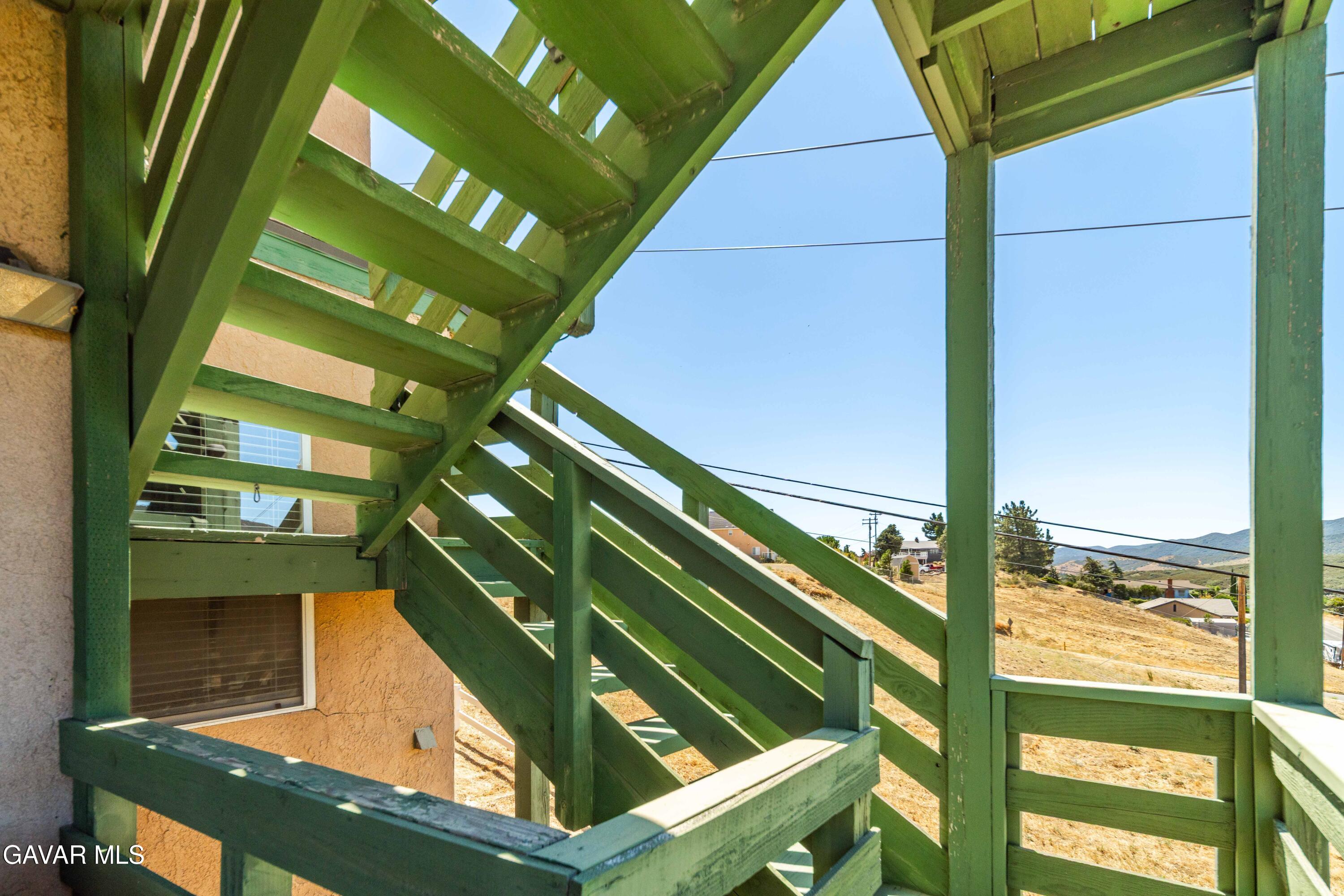 14738 Flintstone Drive Property Photo 12