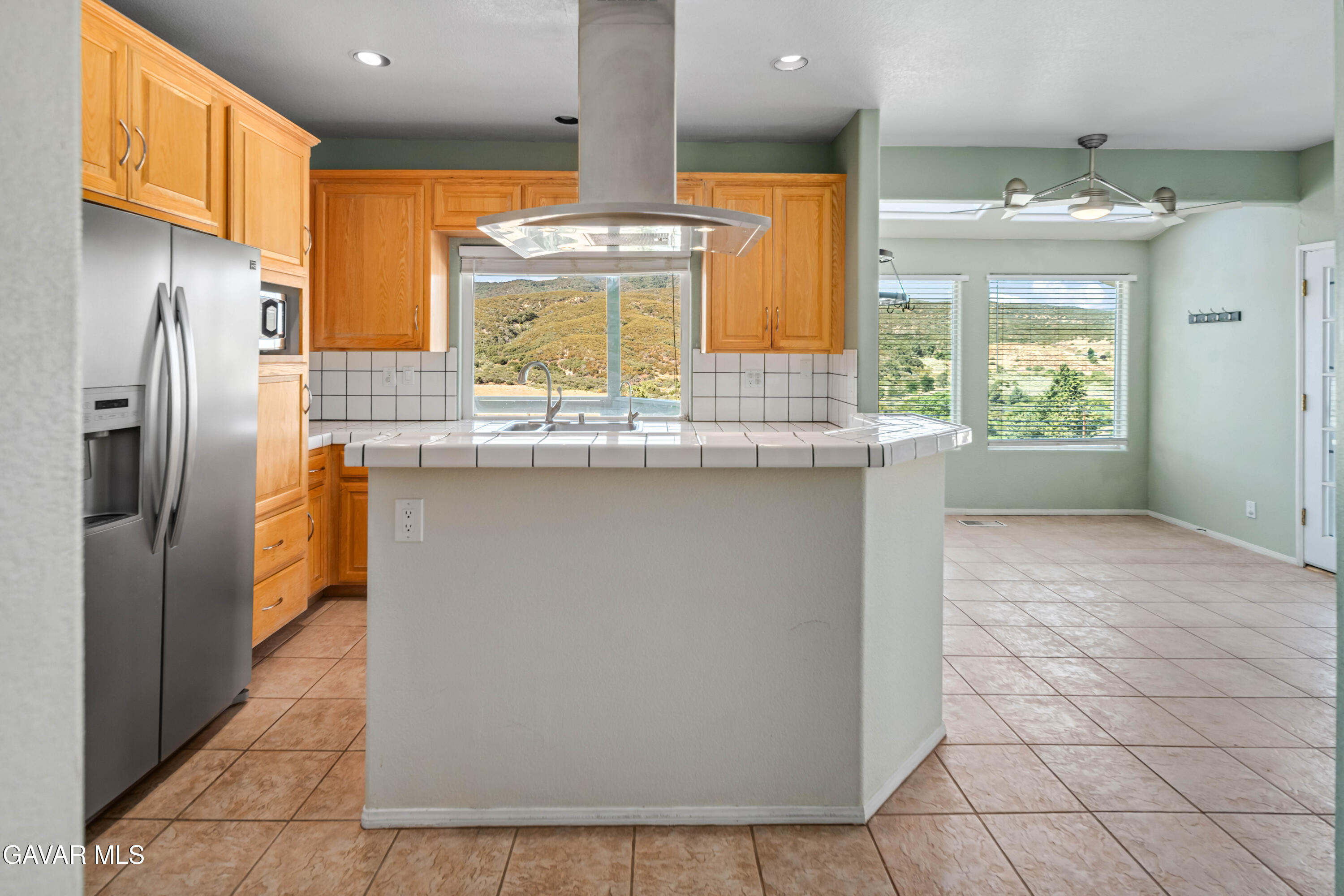 14738 Flintstone Drive Property Photo 17