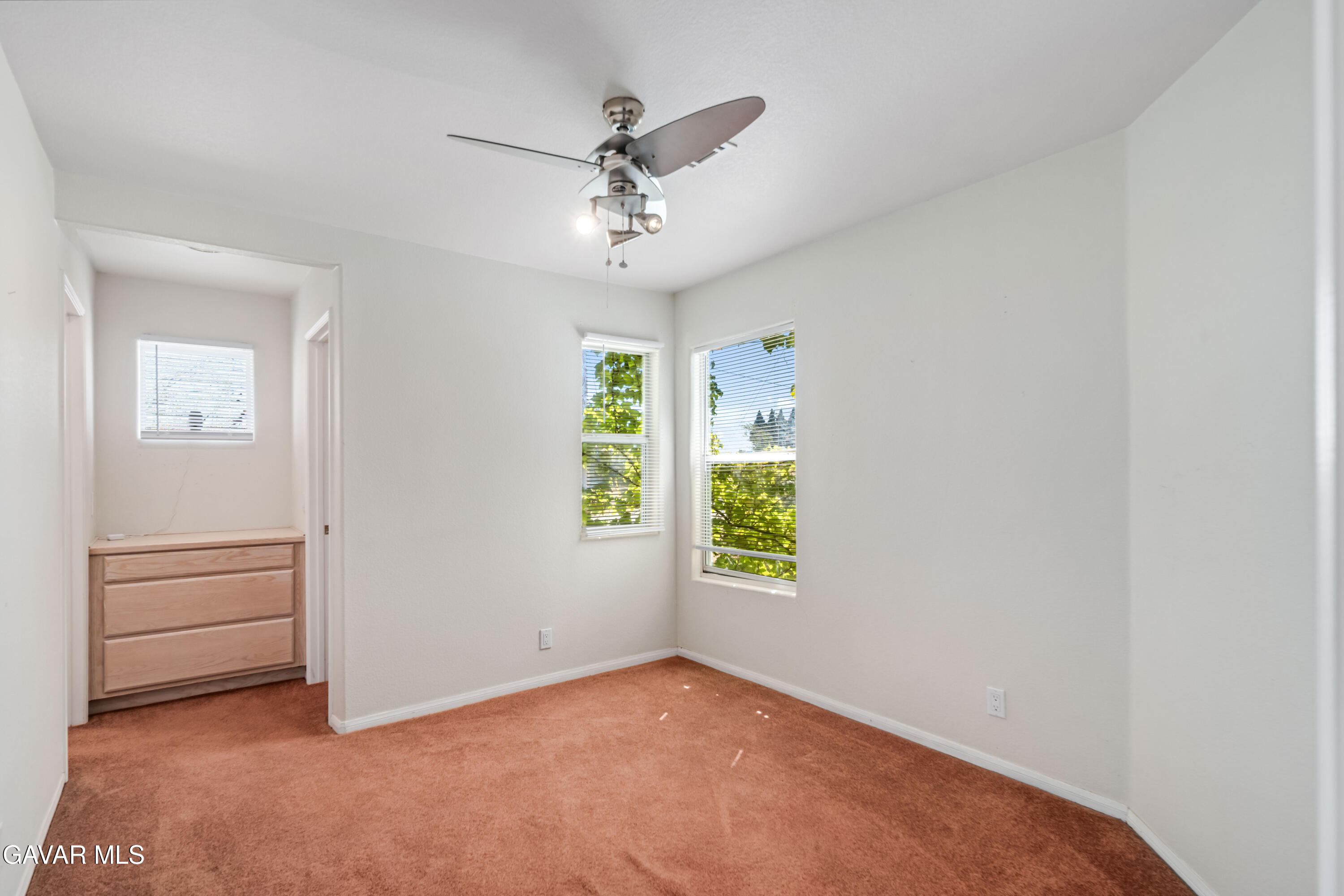 14738 Flintstone Drive Property Photo 38