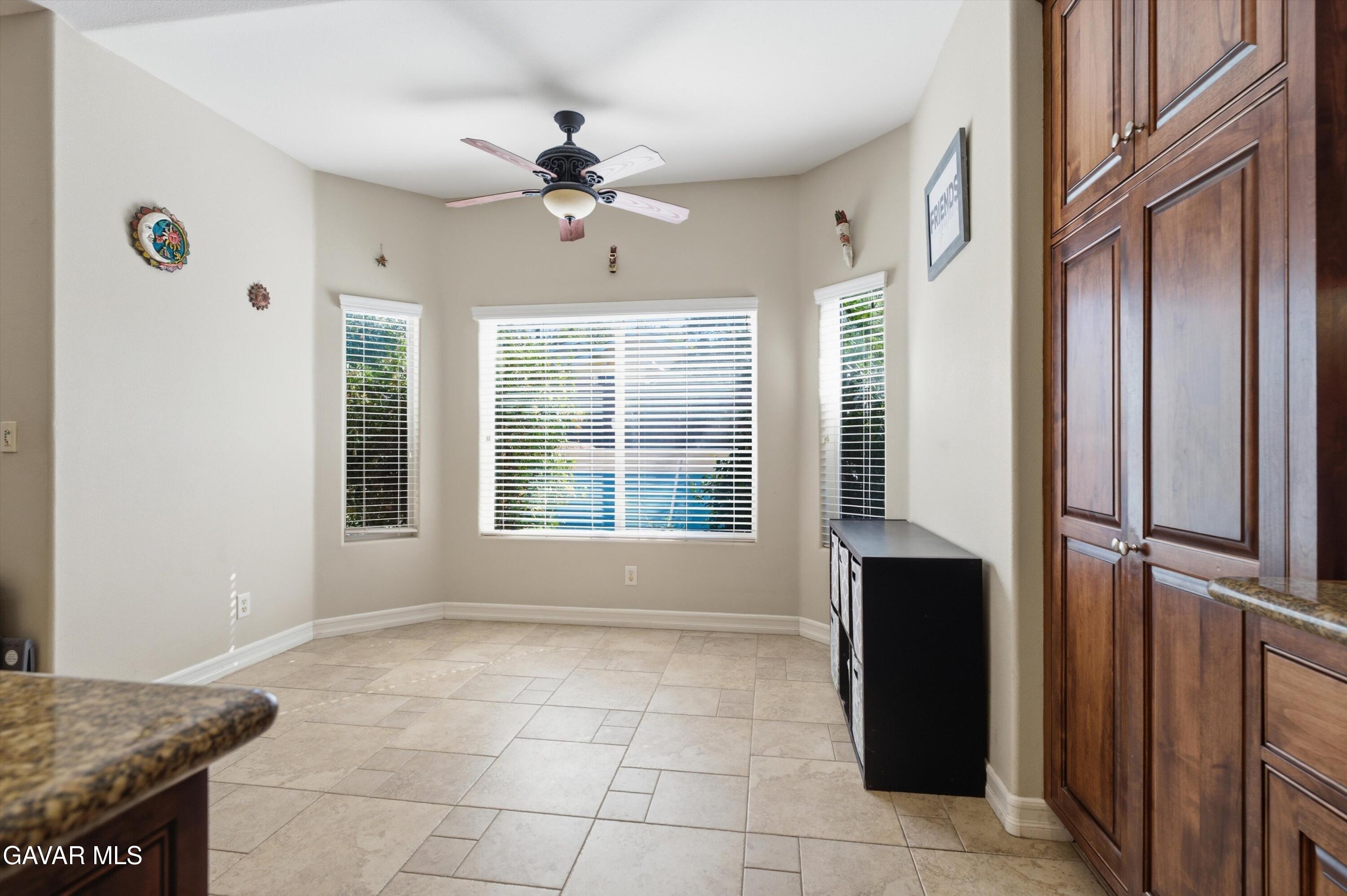 42165 Silver Puffs Drive Property Photo 17