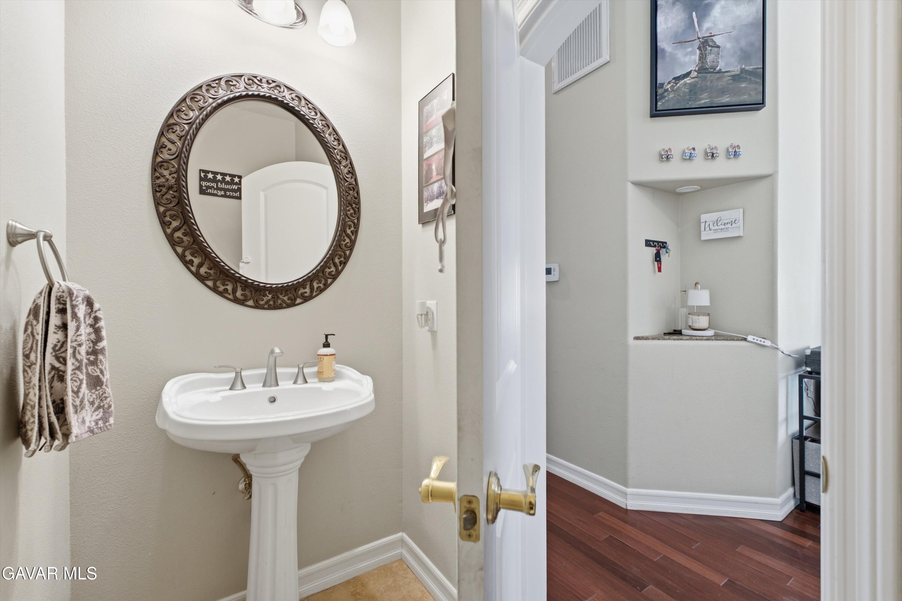 42165 Silver Puffs Drive Property Photo 24