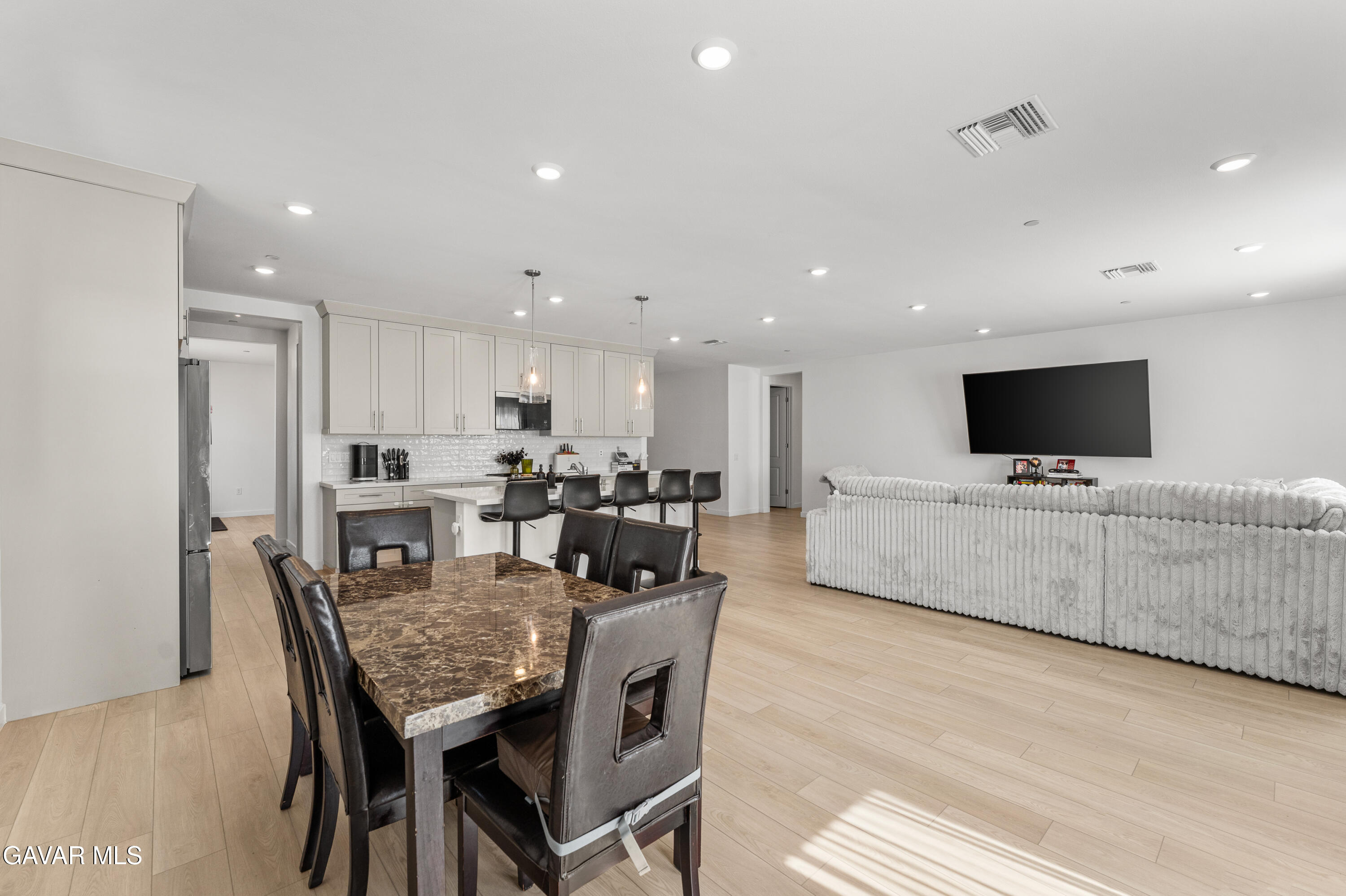 42831 Coronet Drive Property Photo 19