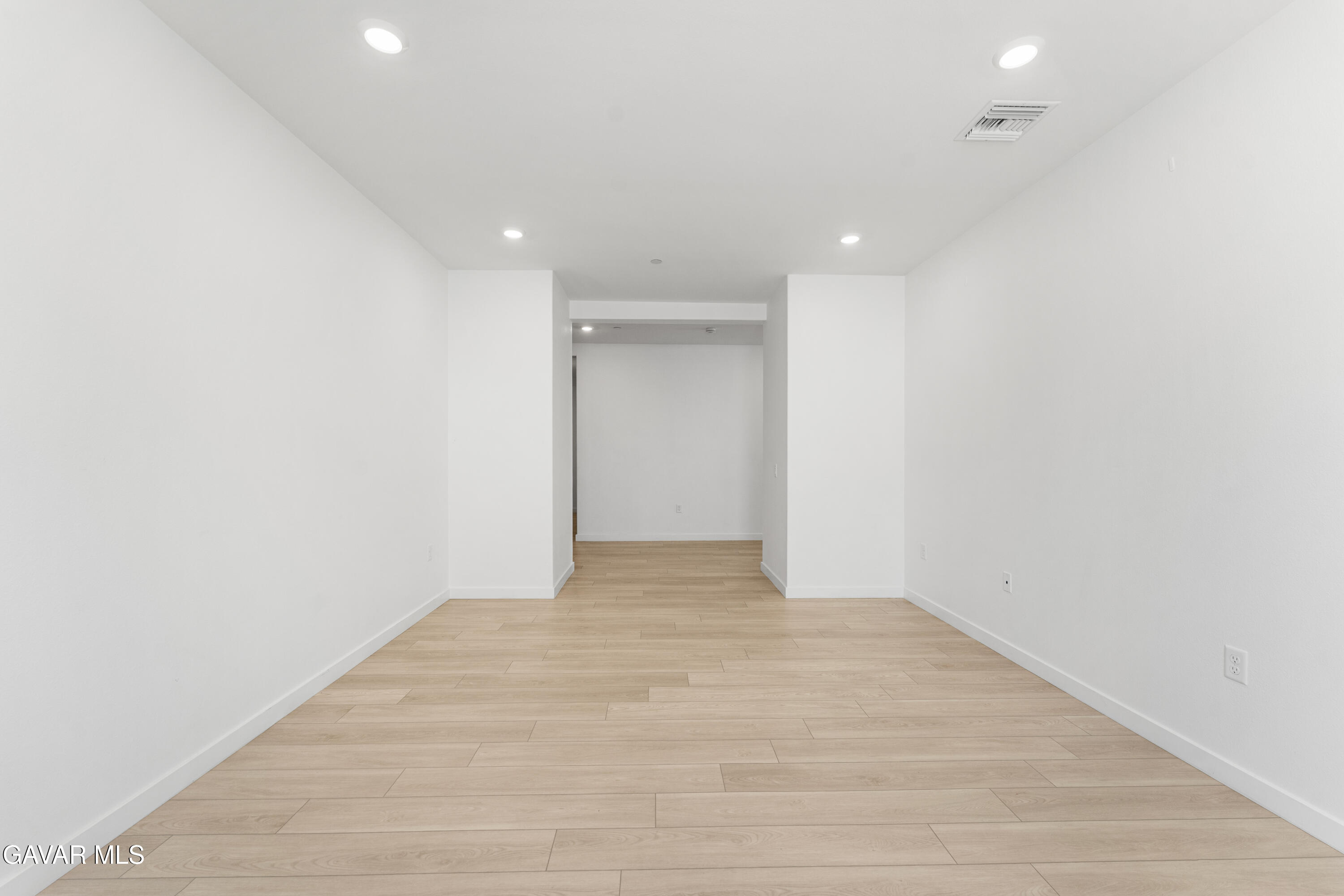 42831 Coronet Drive Property Photo 21