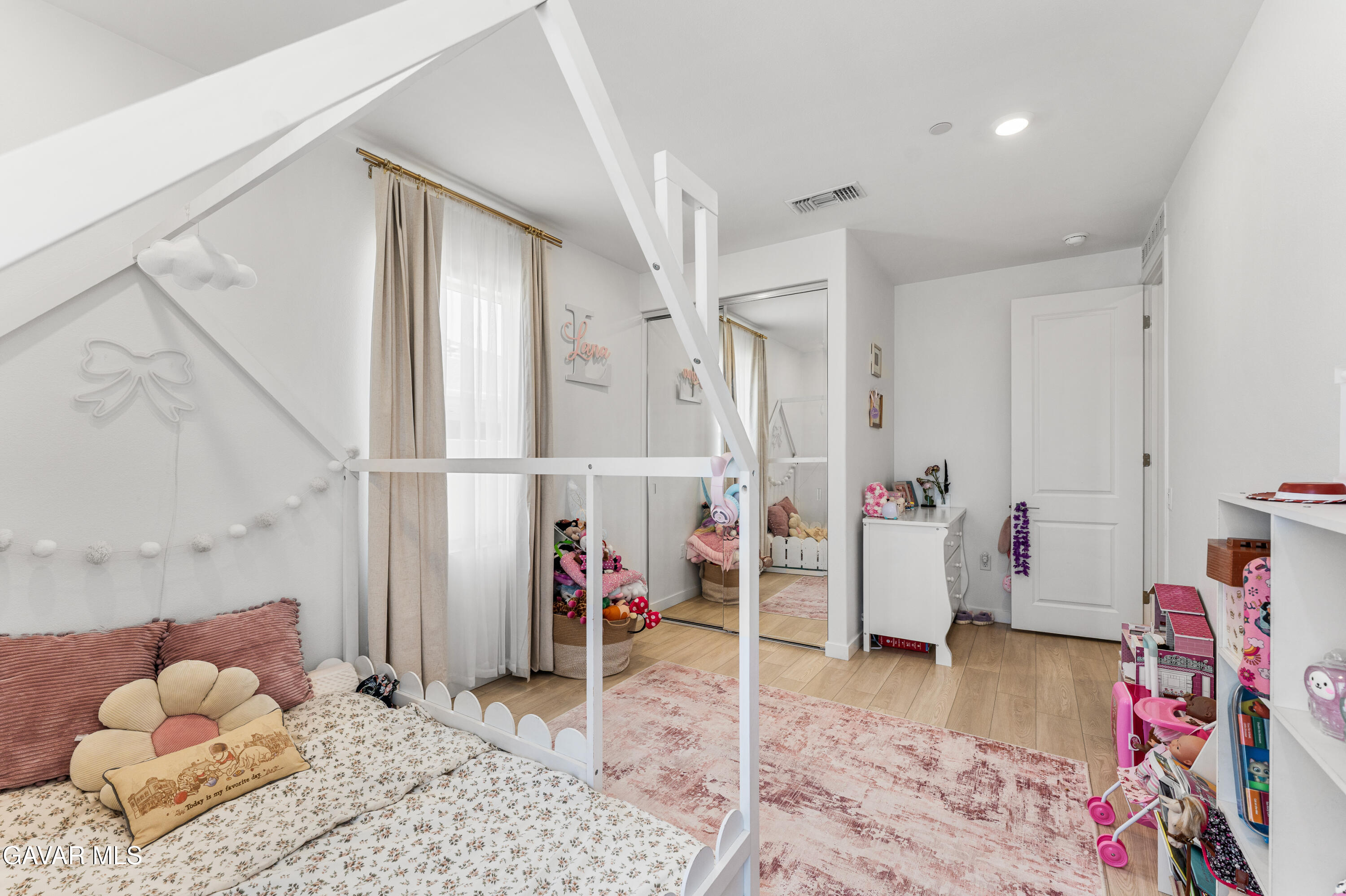 42831 Coronet Drive Property Photo 23