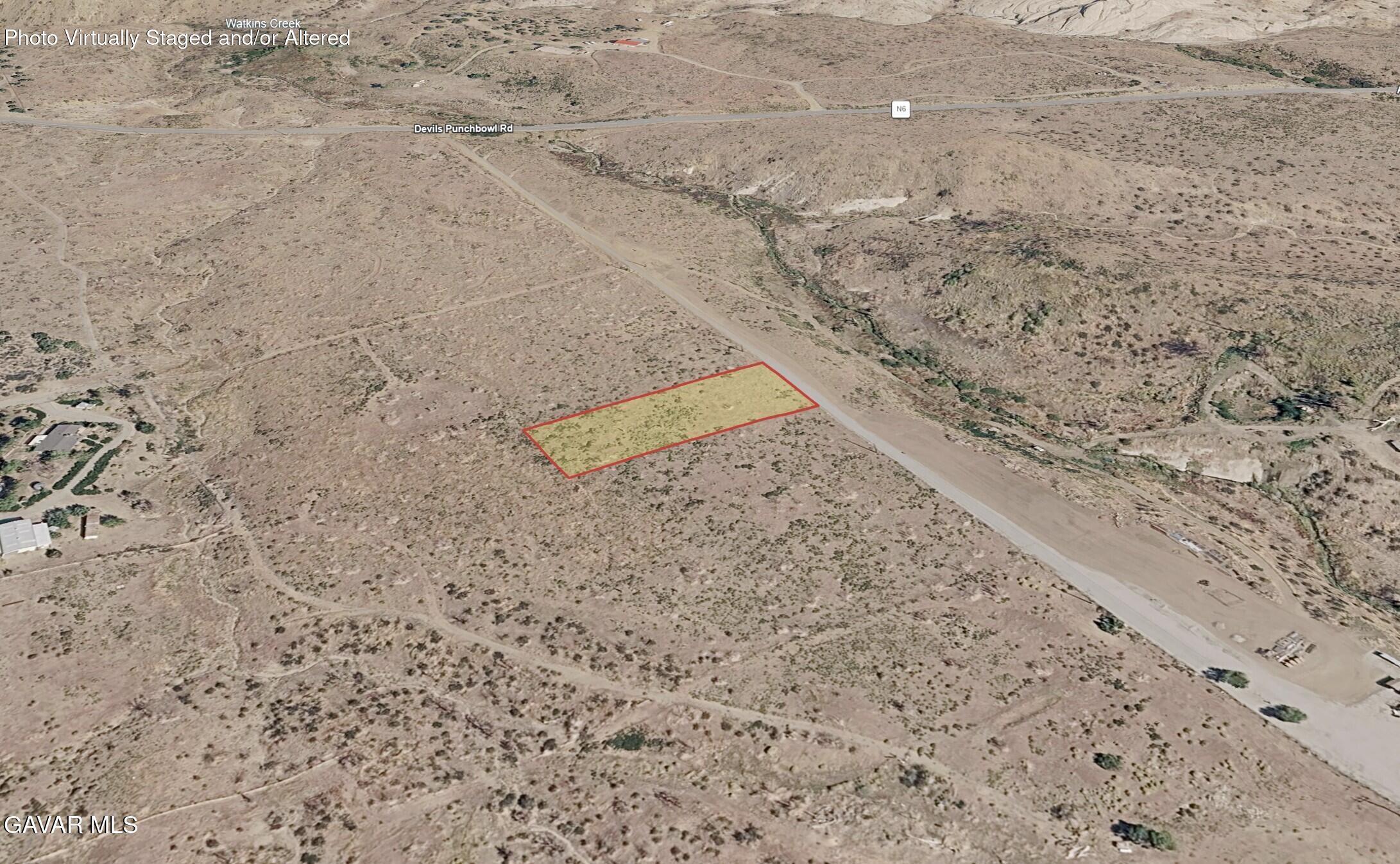 Devils Punchbowl Road Property Photo 1