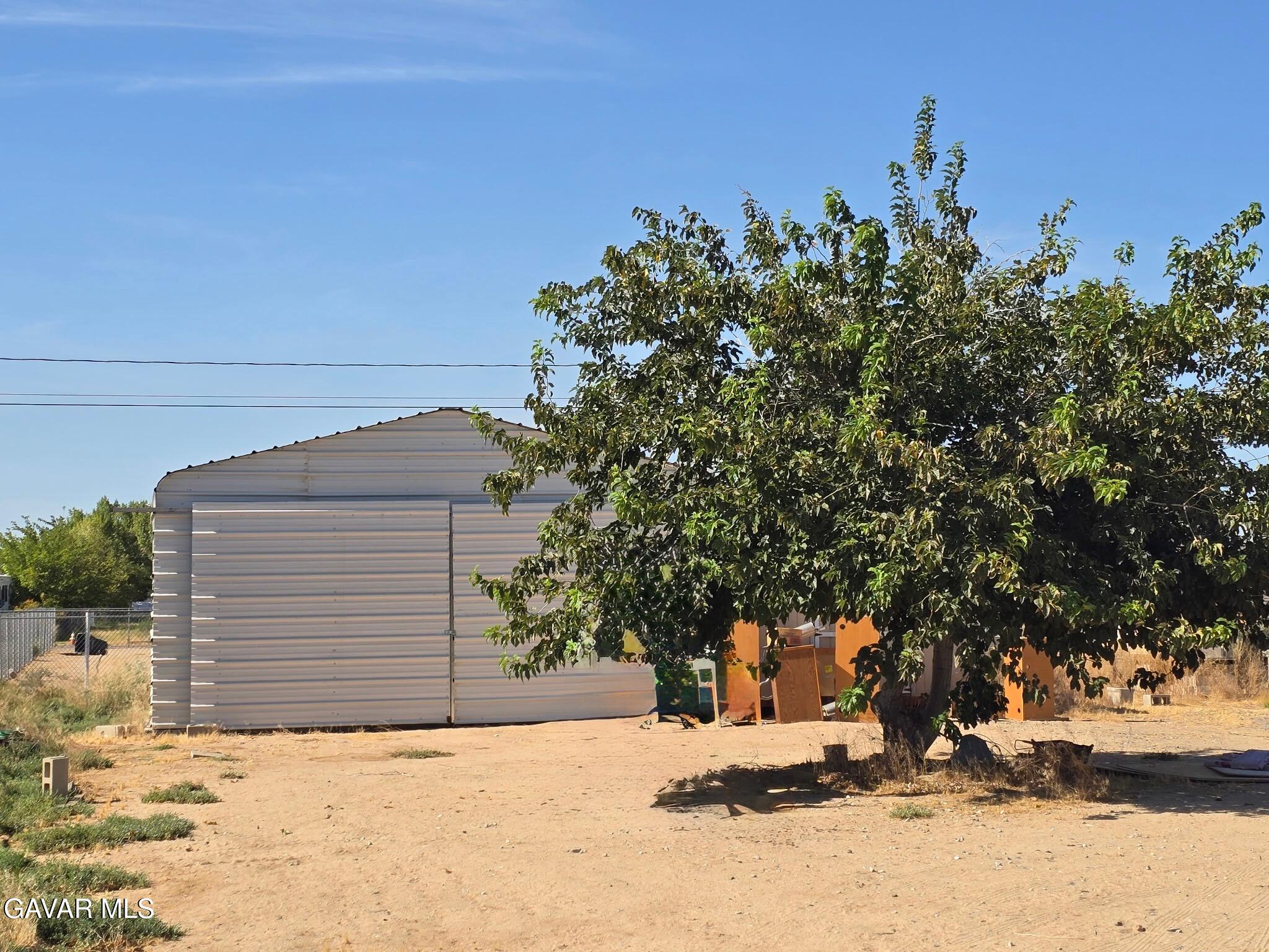 16924 Monterey Avenue Property Photo 3