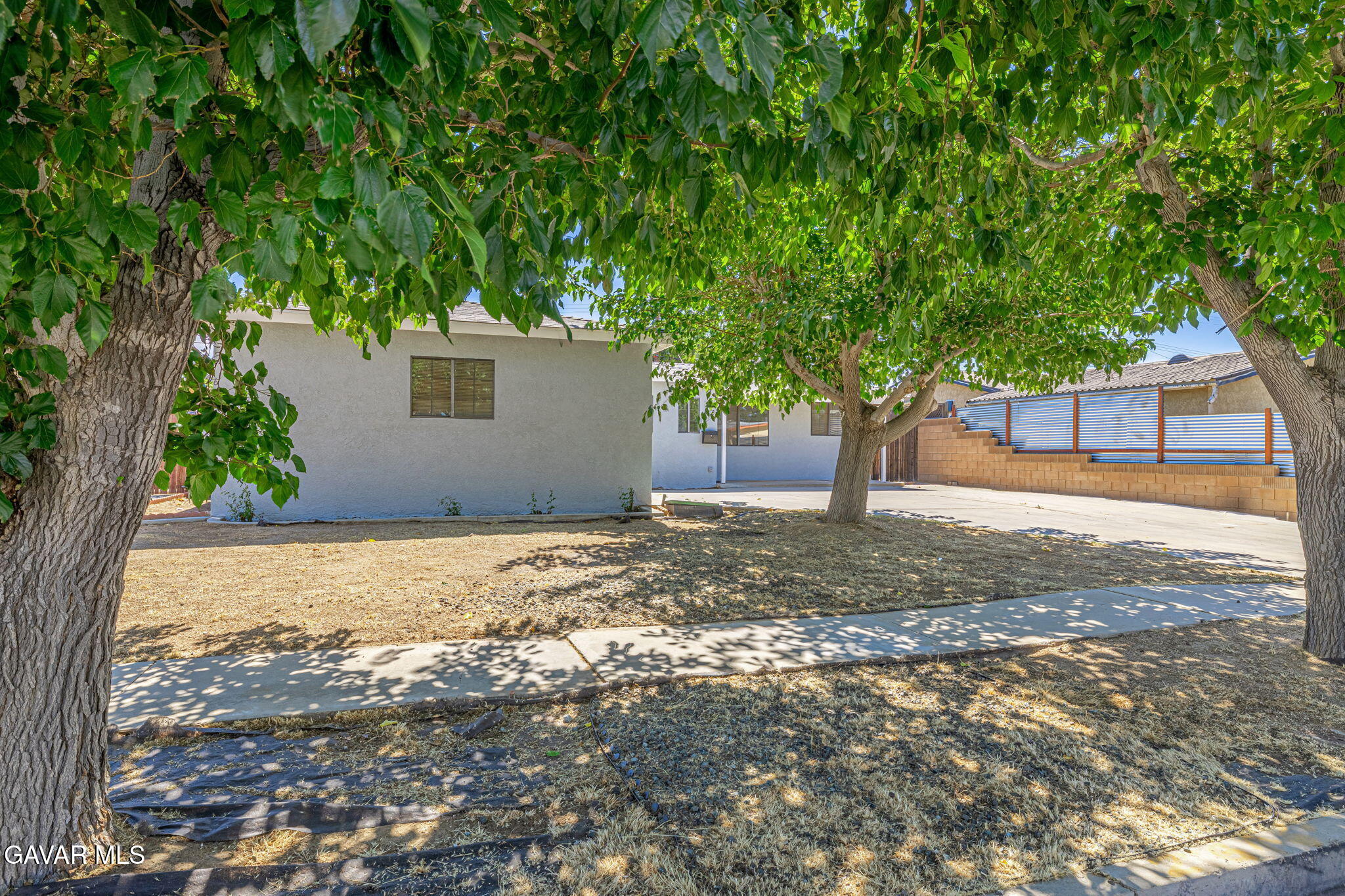 44846 Andale Avenue Property Photo 2