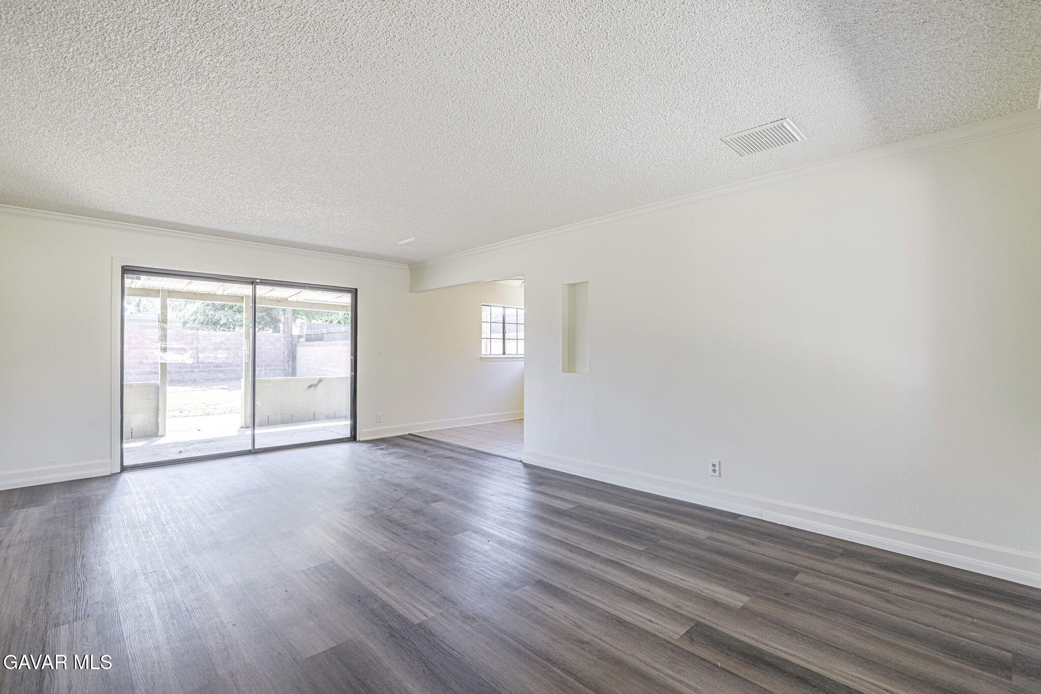 44846 Andale Avenue Property Photo 7