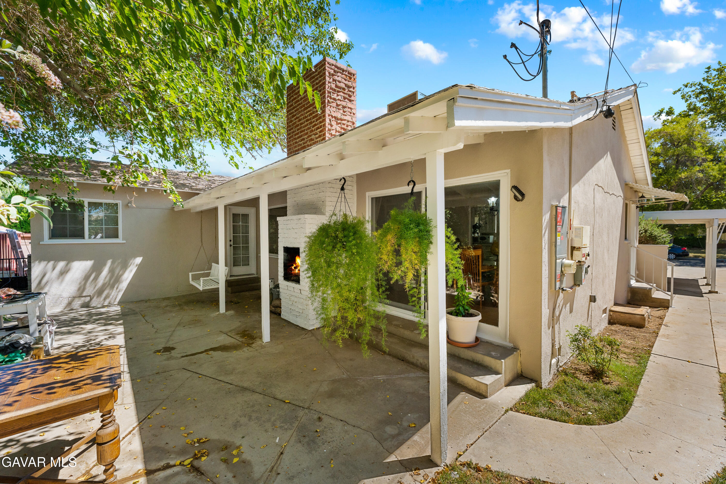 44449 Loneoak Avenue Property Photo 34