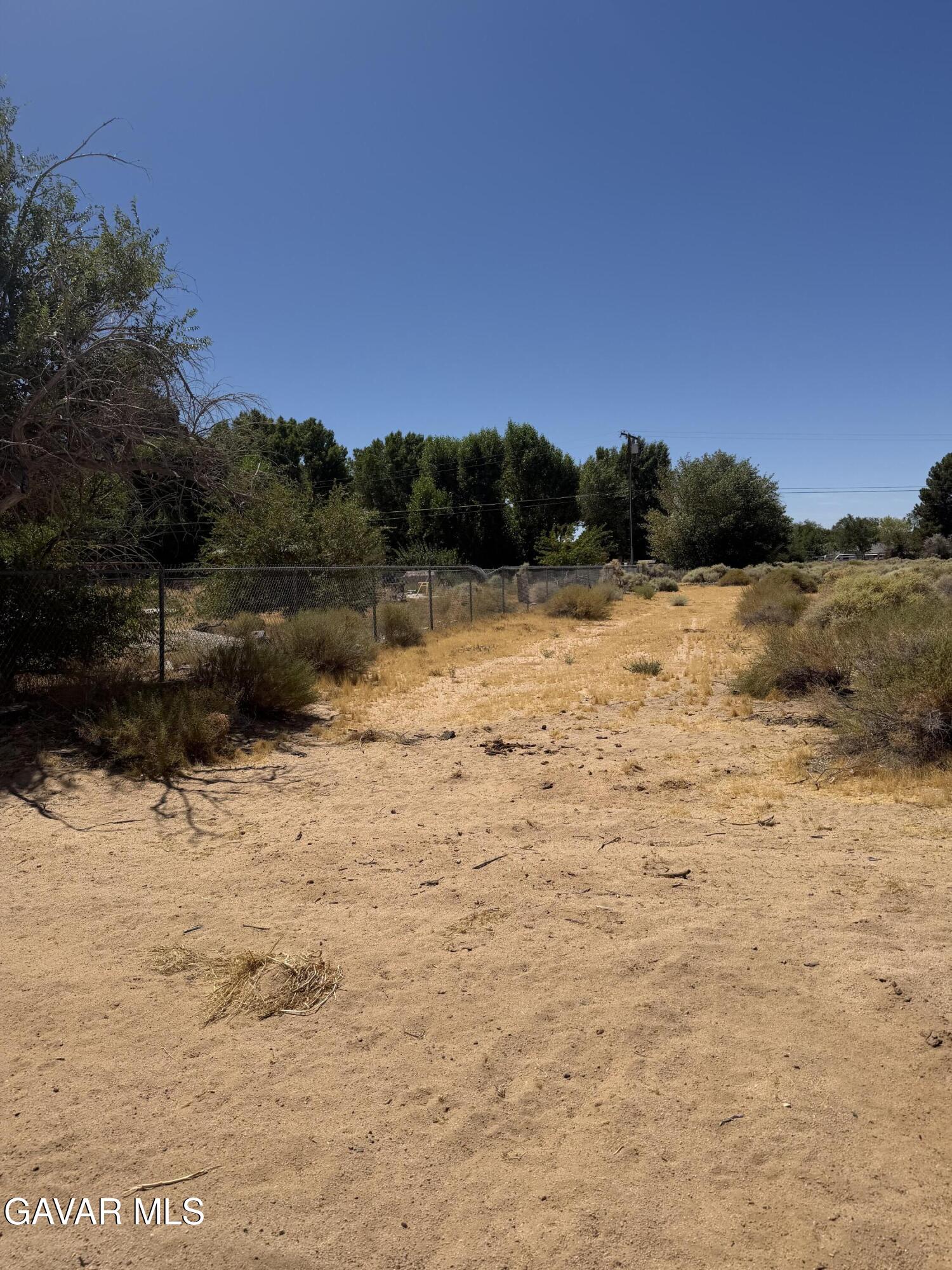 16844 Mountain Avenue Property Photo 7