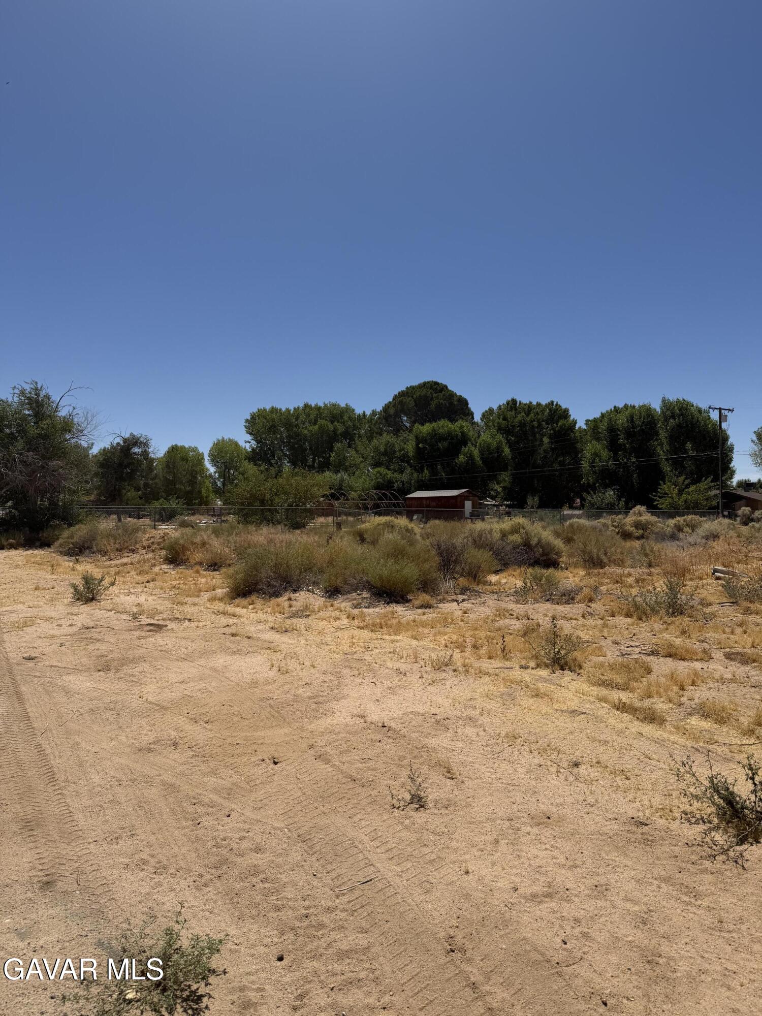 16844 Mountain Avenue Property Photo 8