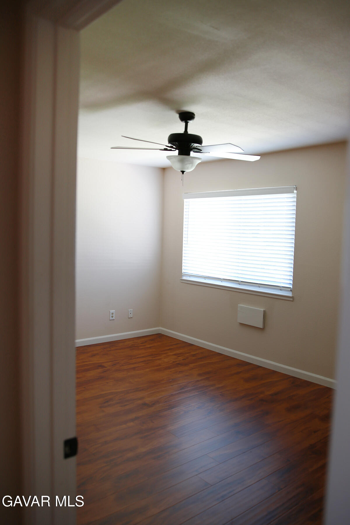 2829 W Avenue J4 Property Photo 16