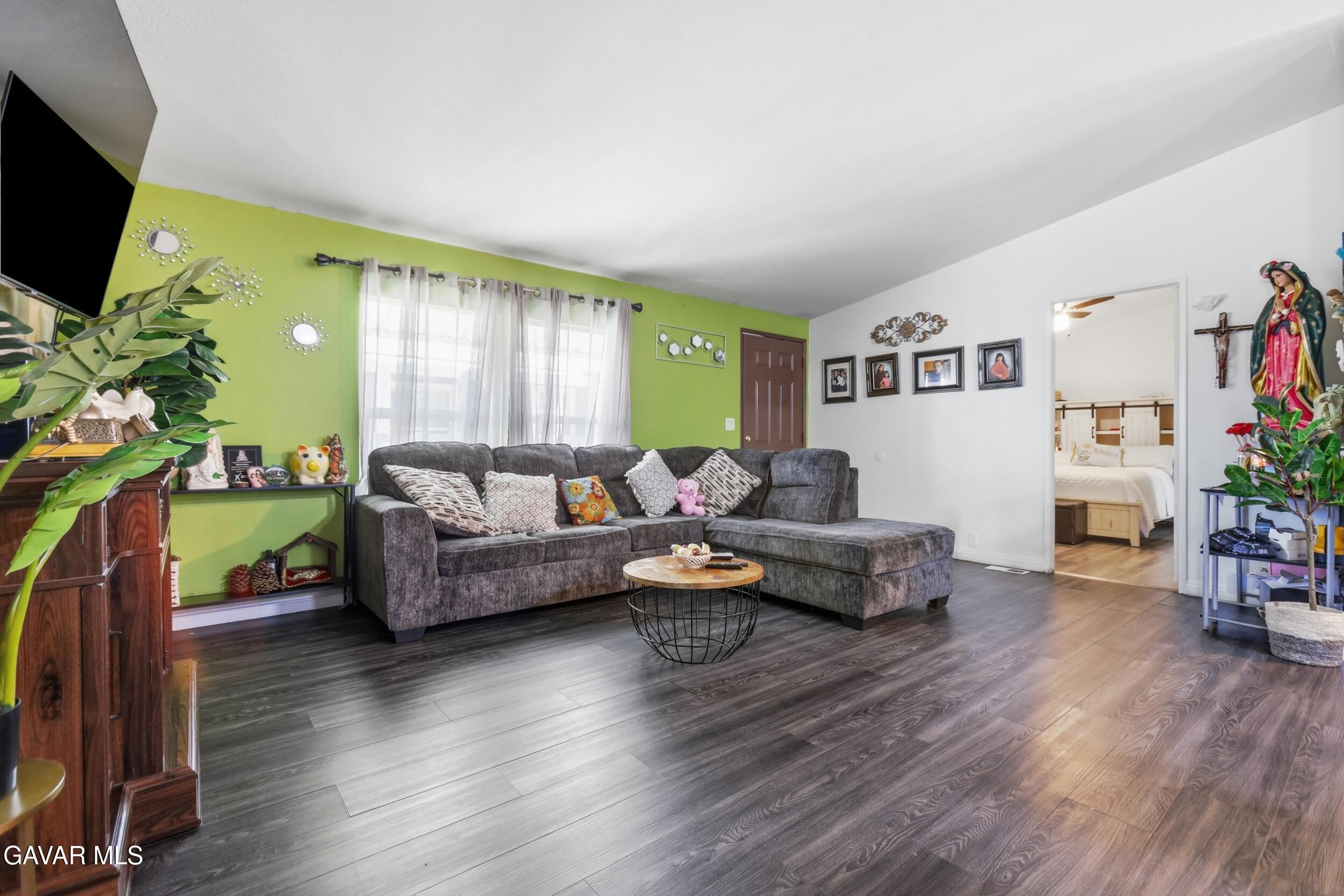 350 E San Jacinto Avenue, 178 Property Photo 6