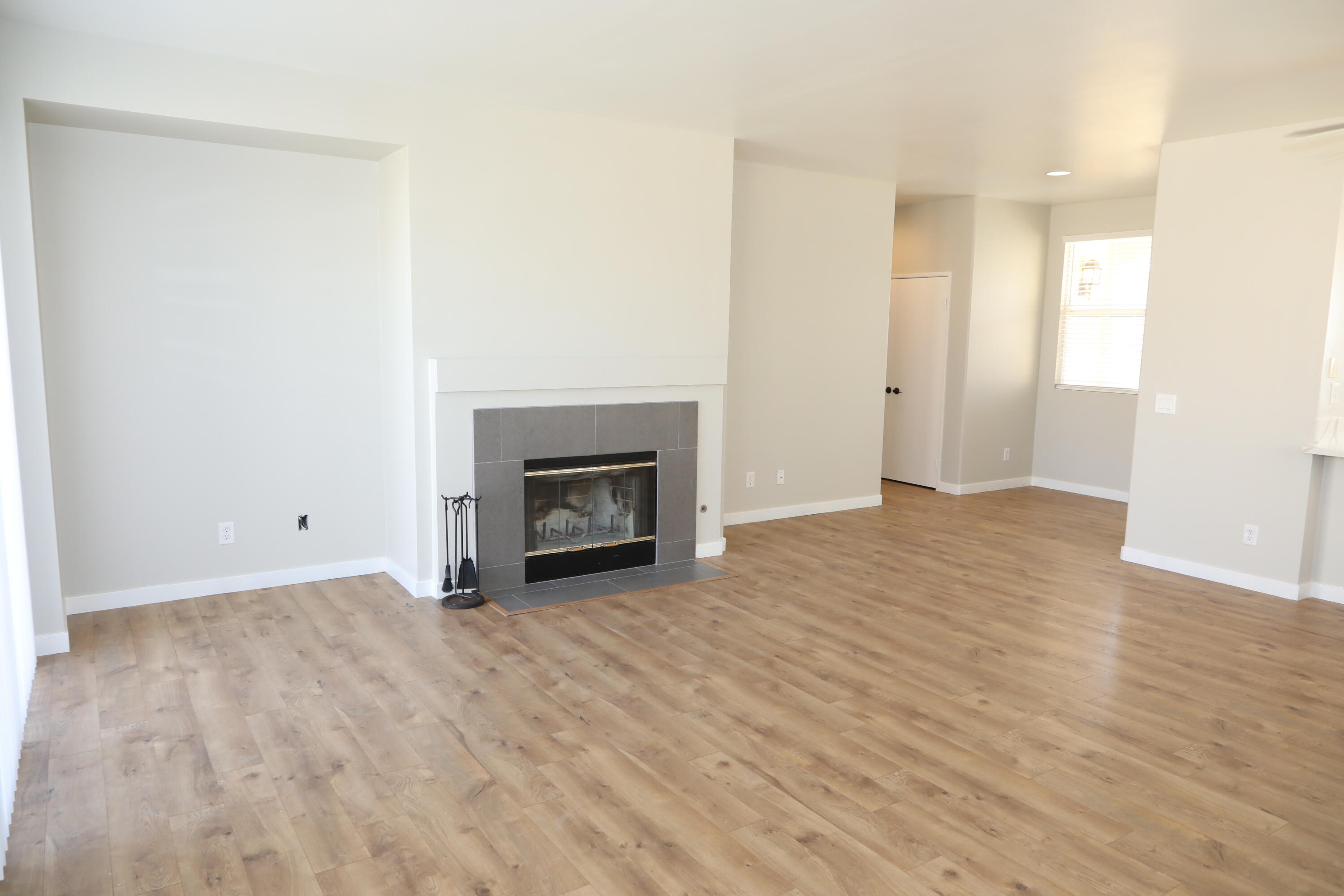 1559 W Avenue H4 Property Photo 6