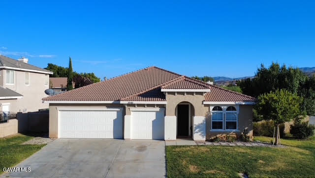 3540 Tamarisk Drive Property Photo 1