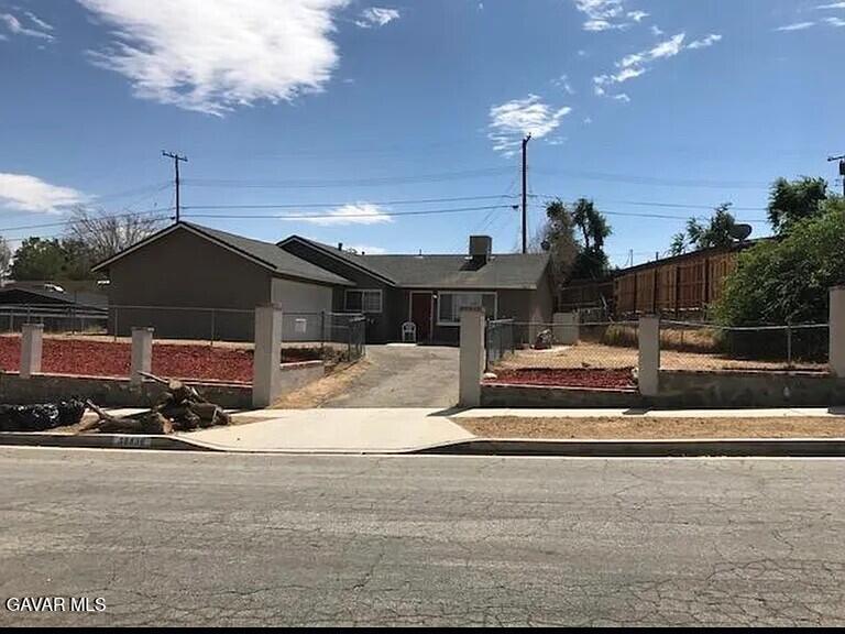 38836 Foxholm Drive Property Photo 1