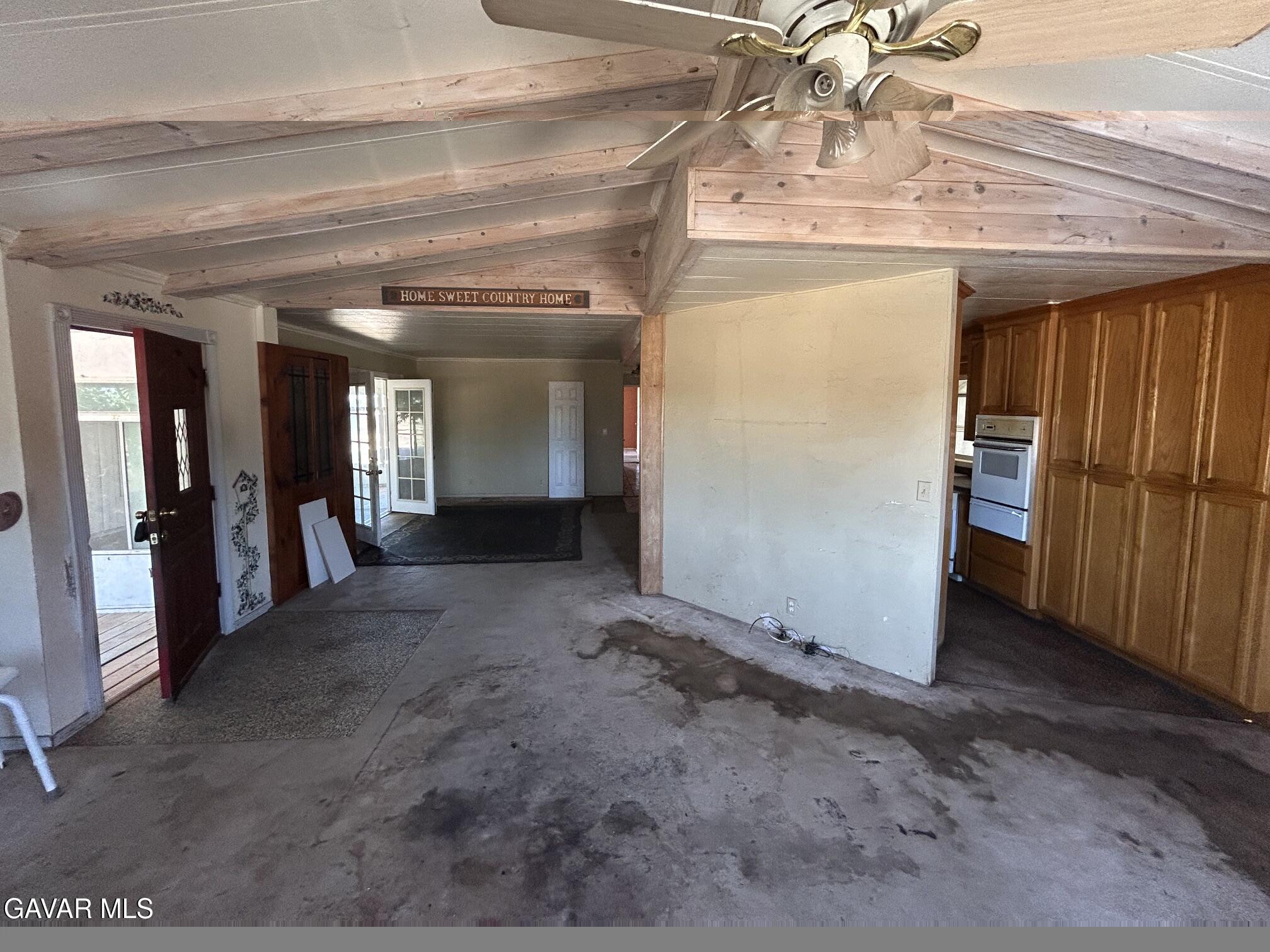 19151 Grangeville Boulevard Property Photo 8
