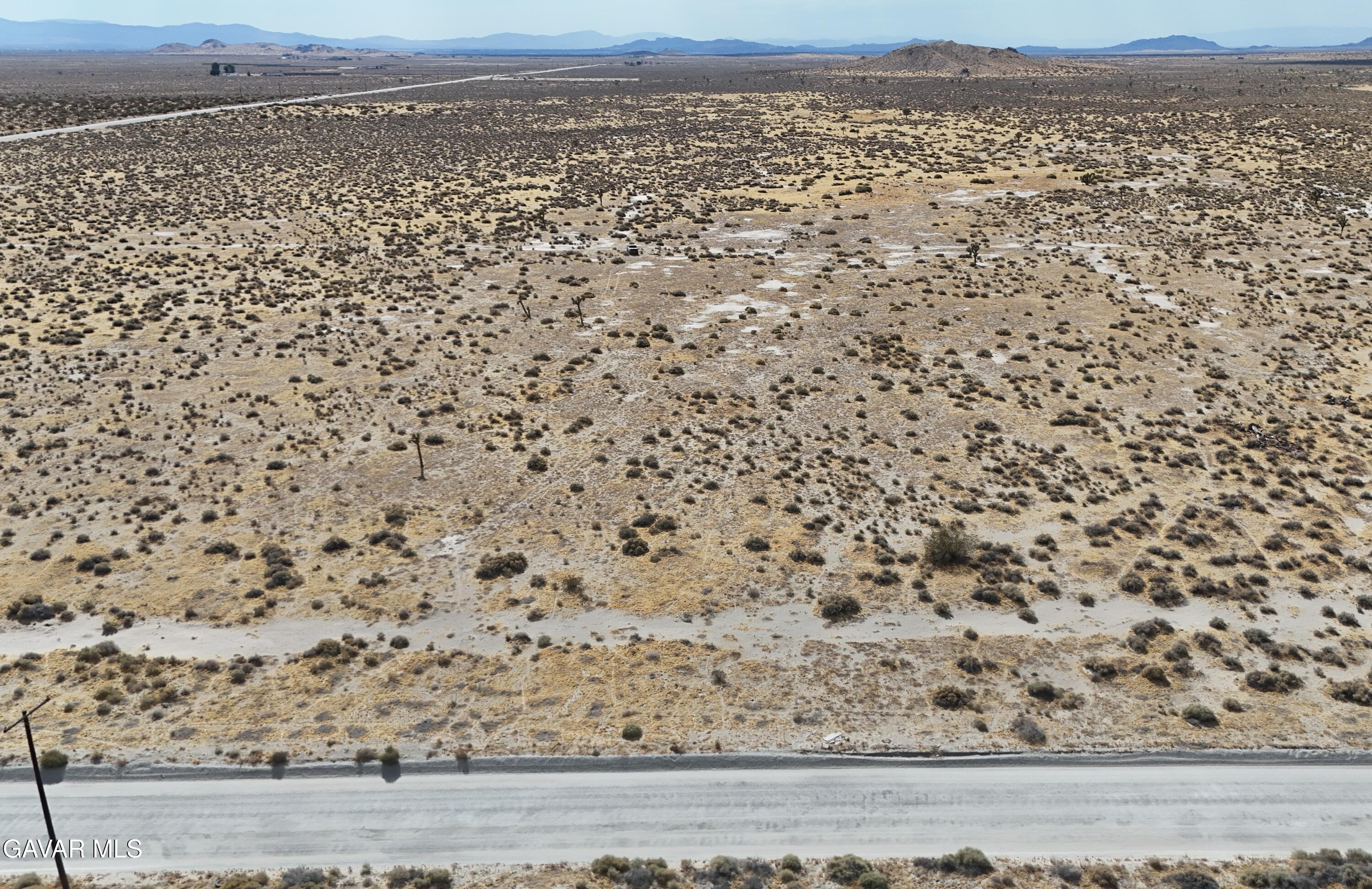 County Line Road Property Photo 6