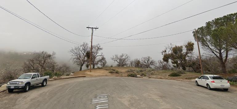 22948 Rim Way Property Photo 6