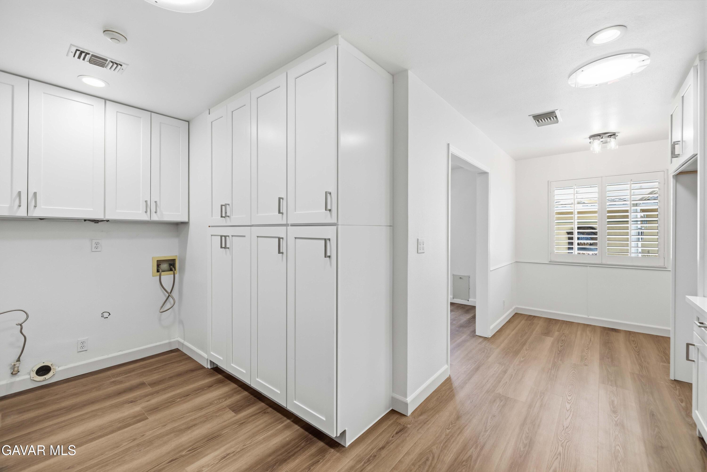 16615 Tupper Street Property Photo 21