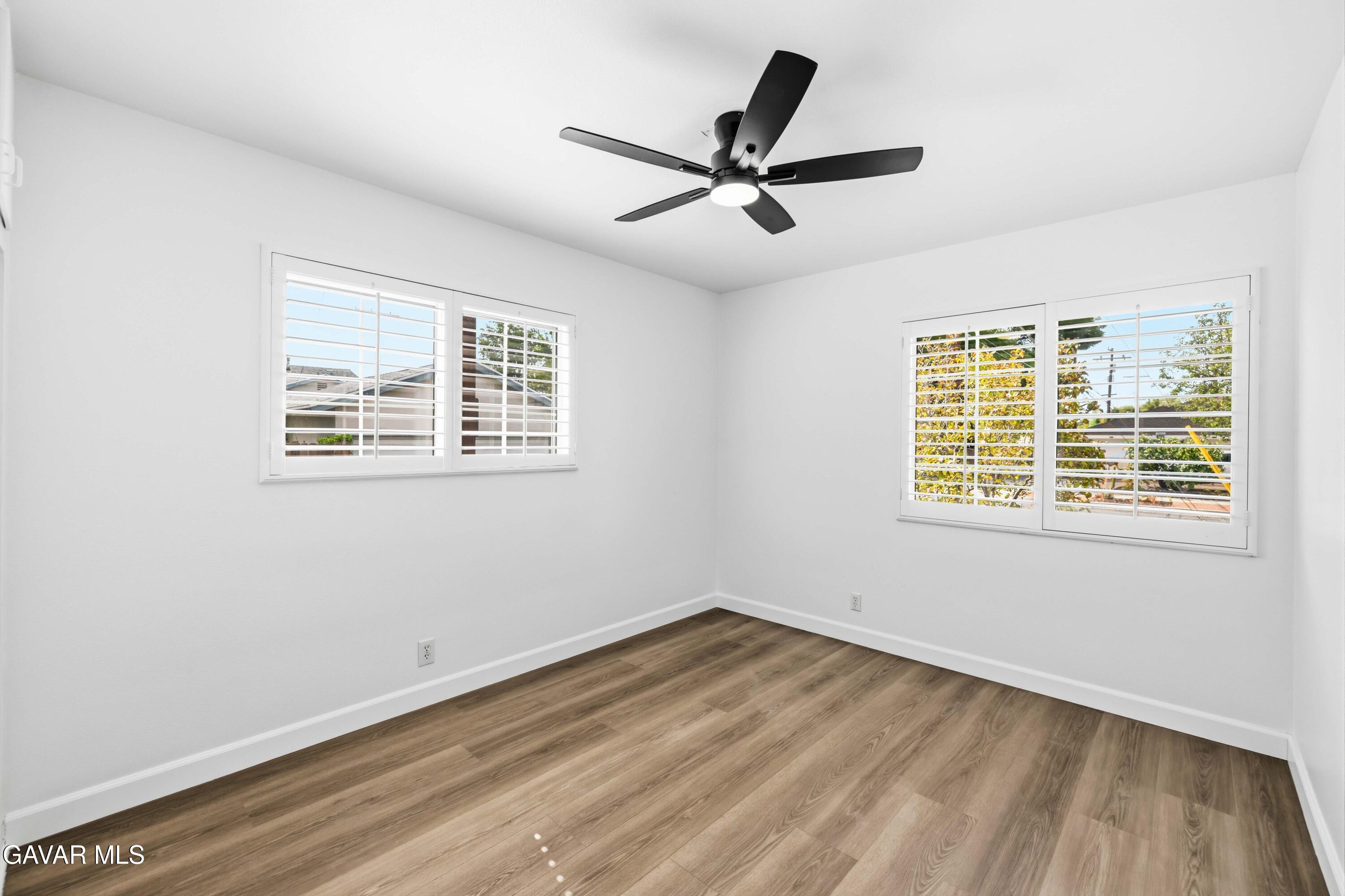 16615 Tupper Street Property Photo 22