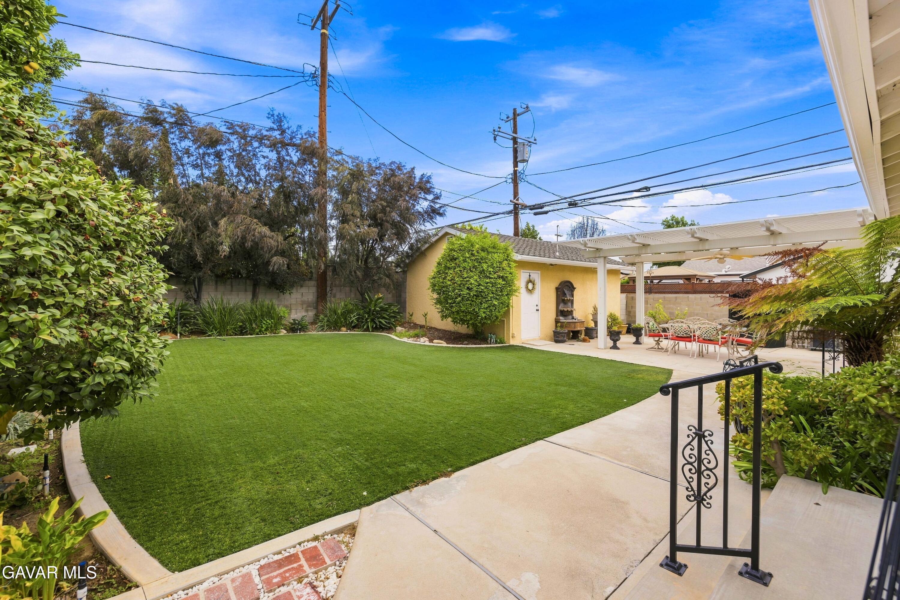 16615 Tupper Street Property Photo 33