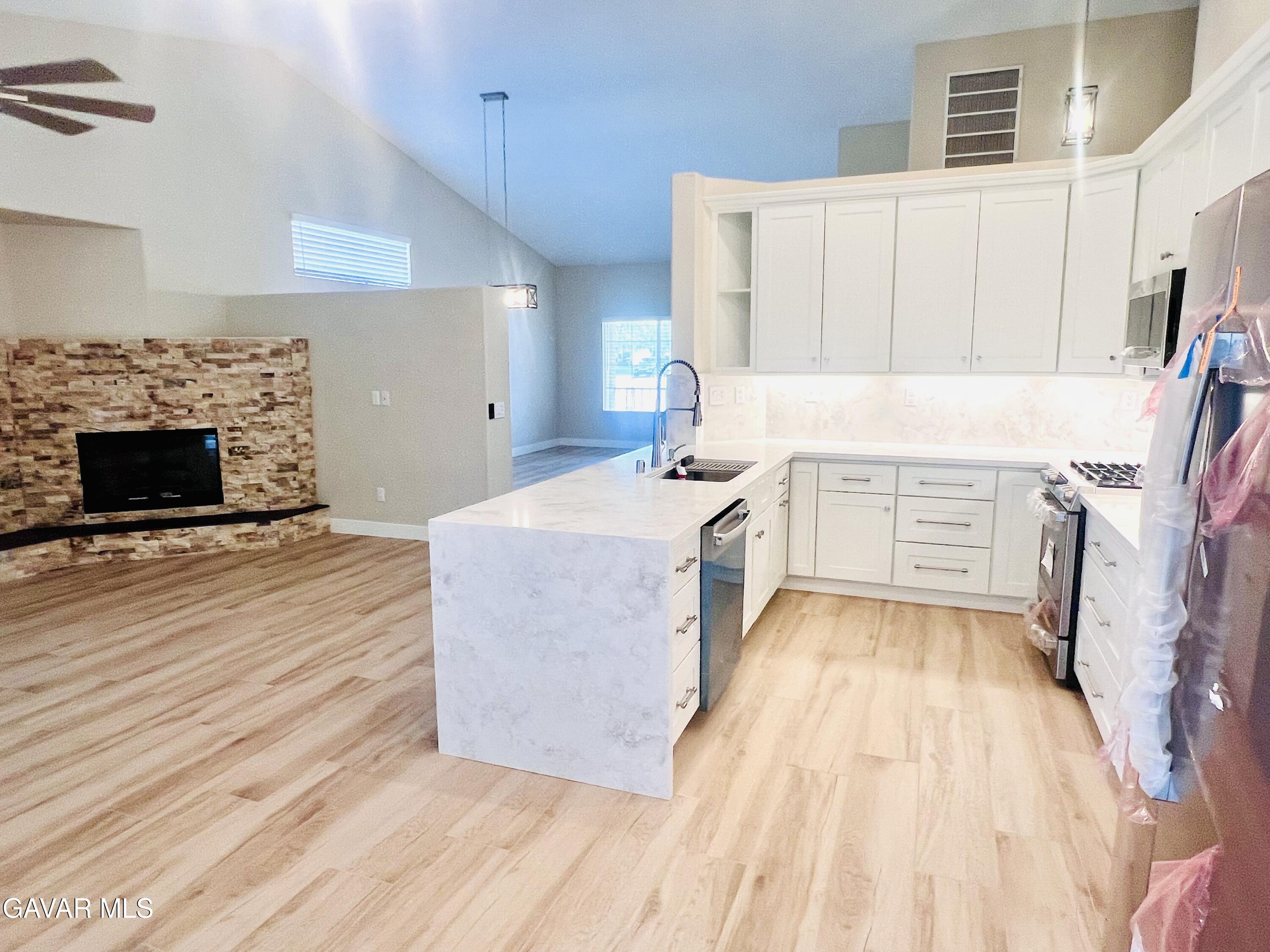 39939 Guita Court Property Photo 6