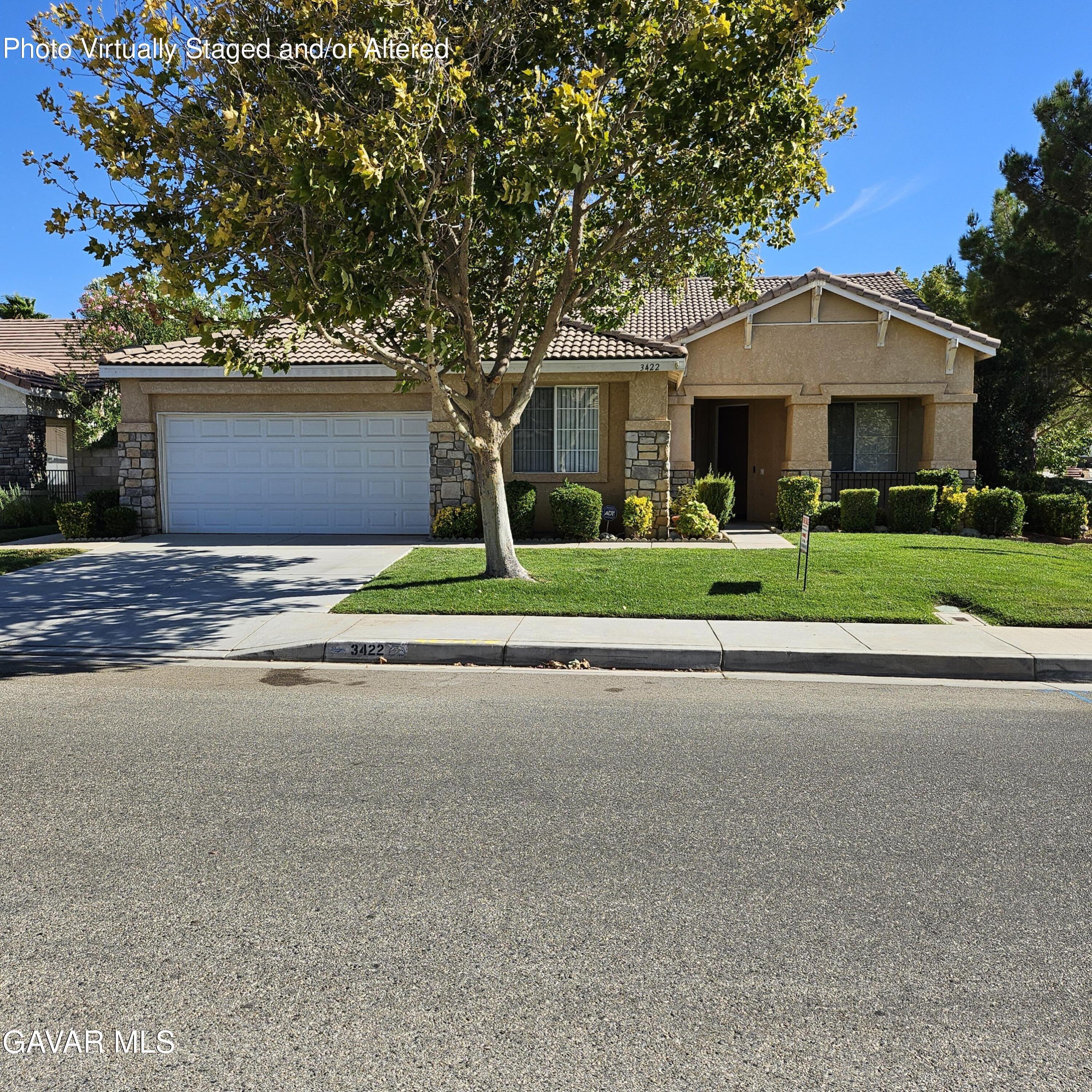 3422 Tamarisk Drive Property Photo 1
