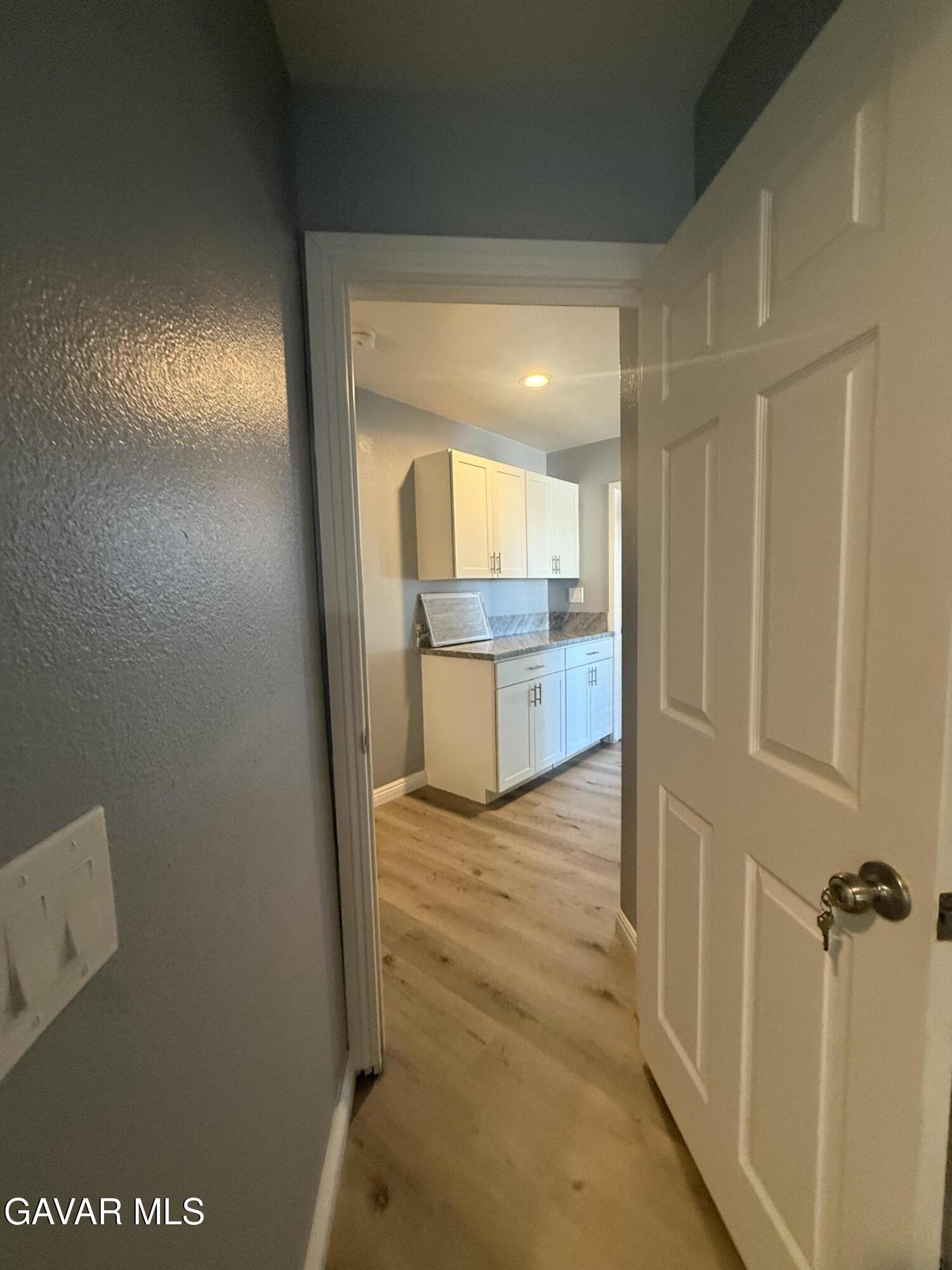 43471 30th West Street, Unit 1 Property Photo 17