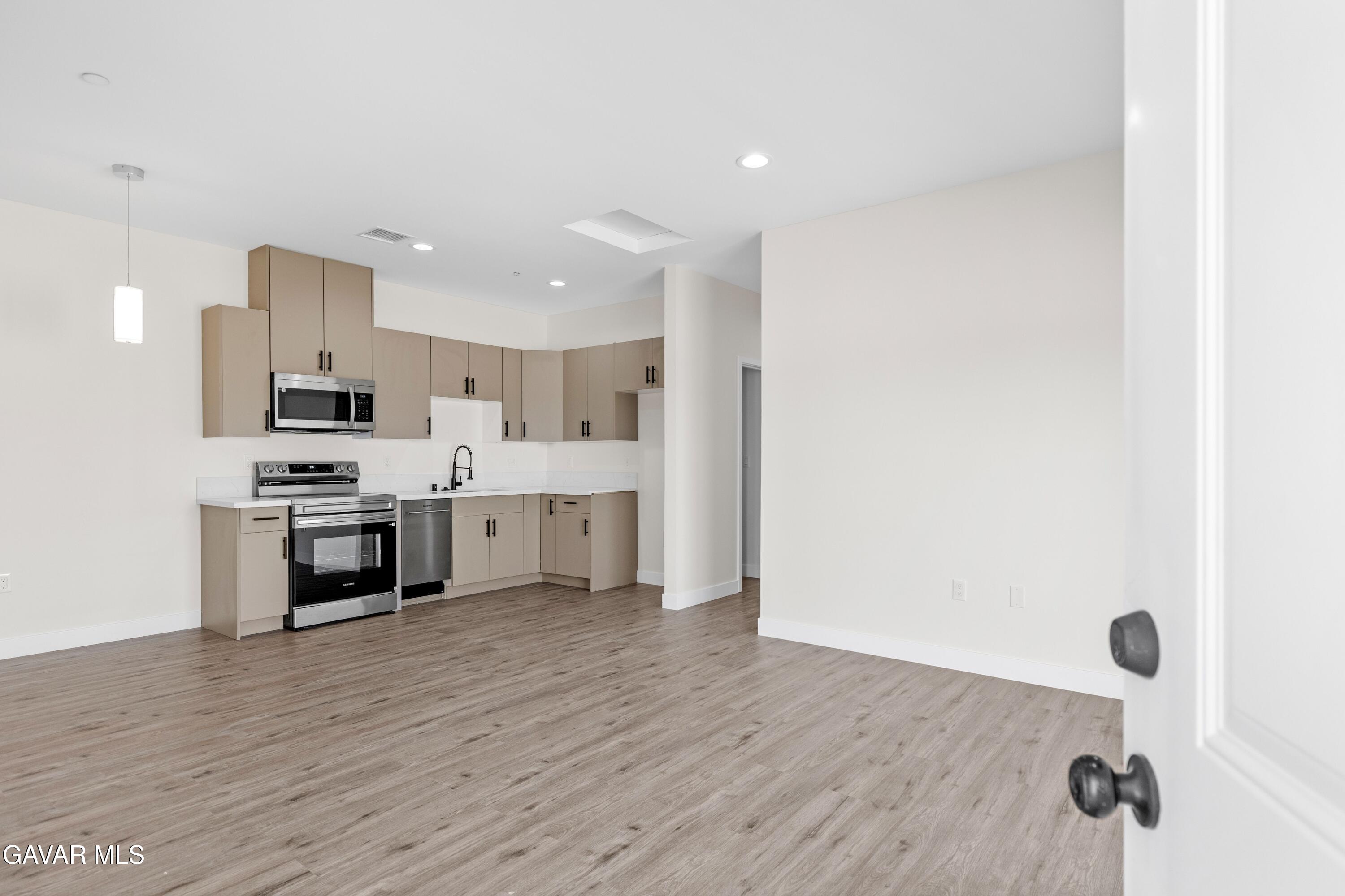 21760 Ives Drive Property Photo 14