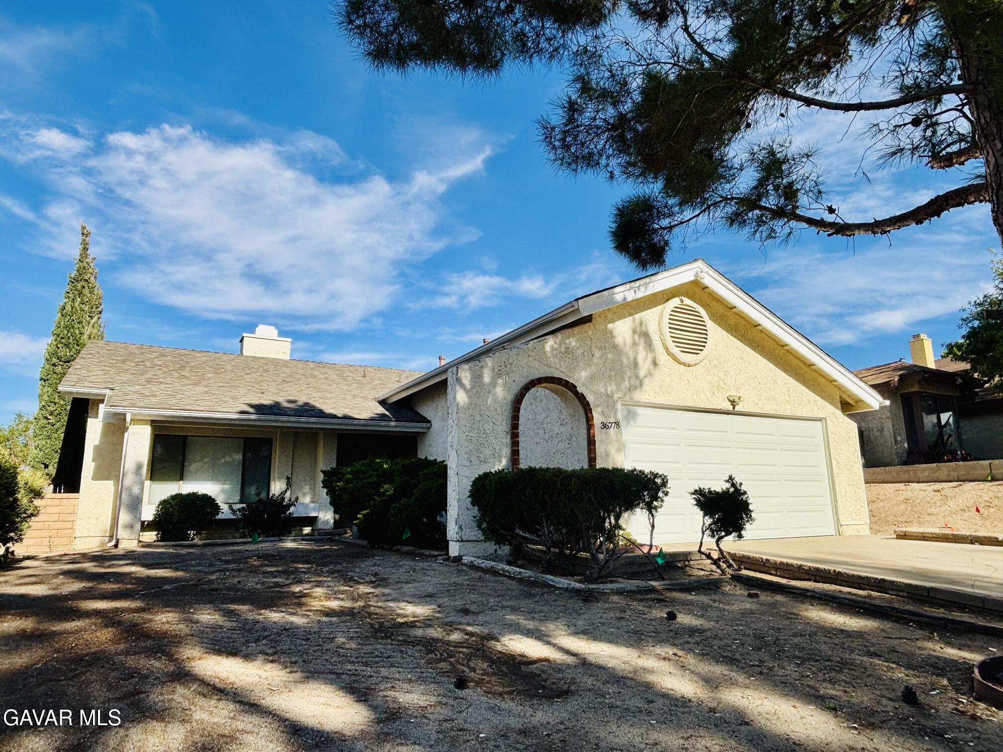 36778 Spanish Broom Drive Property Photo 1