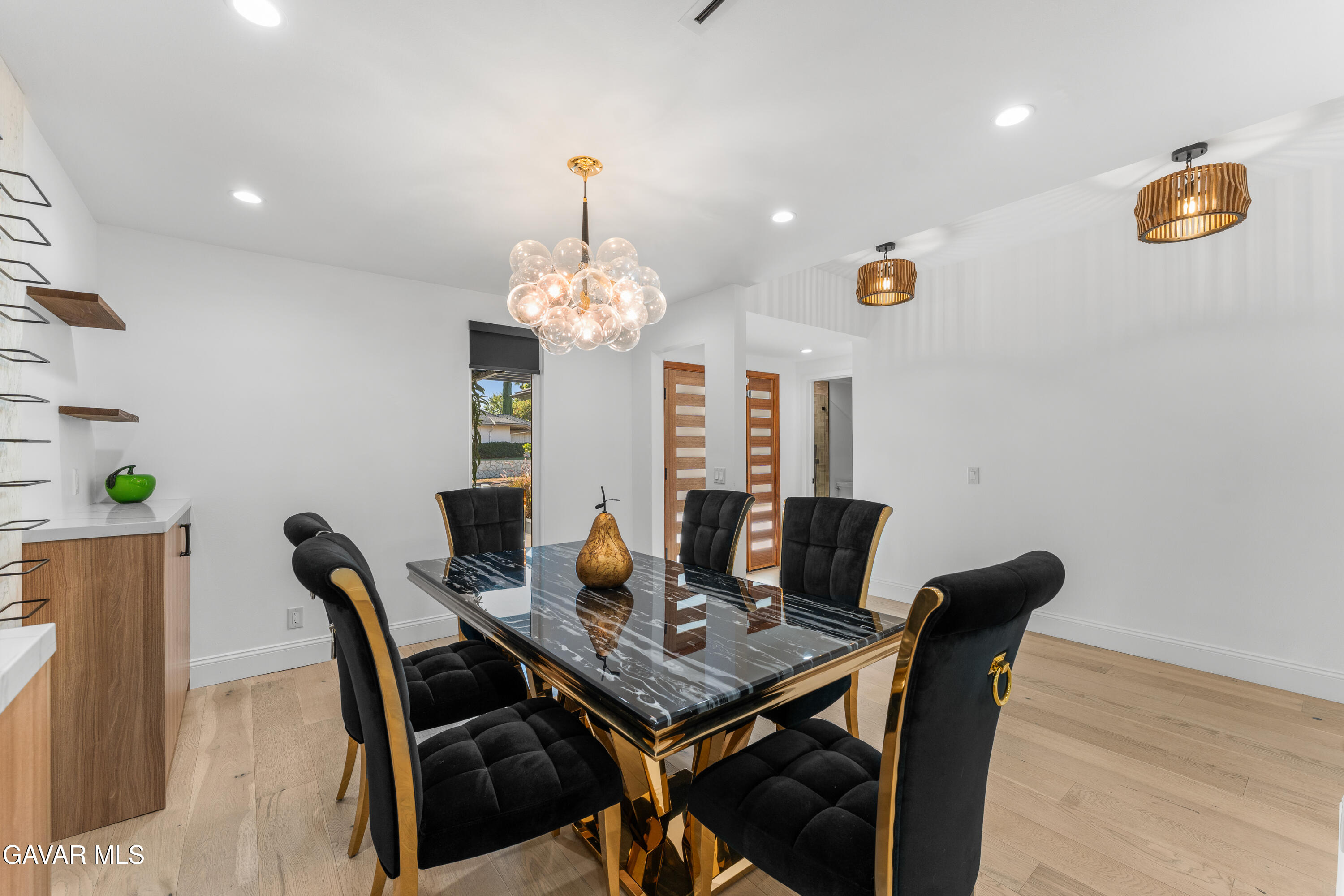 10960 Baton Rouge Avenue Property Photo 13