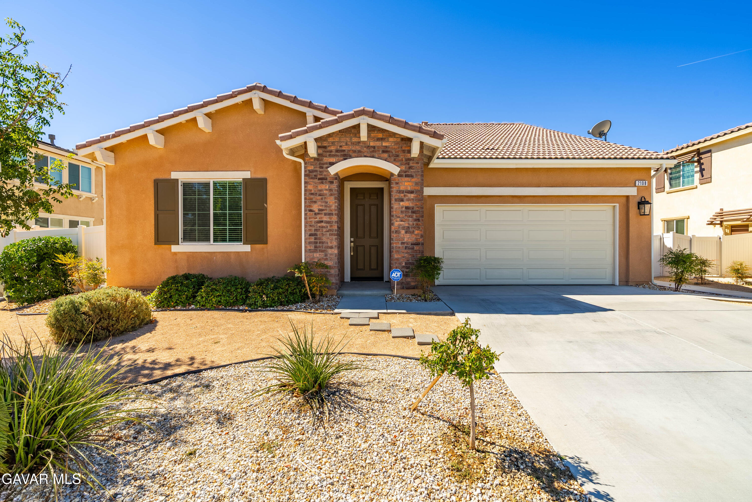 2108 Cork Oak Street Property Photo 6