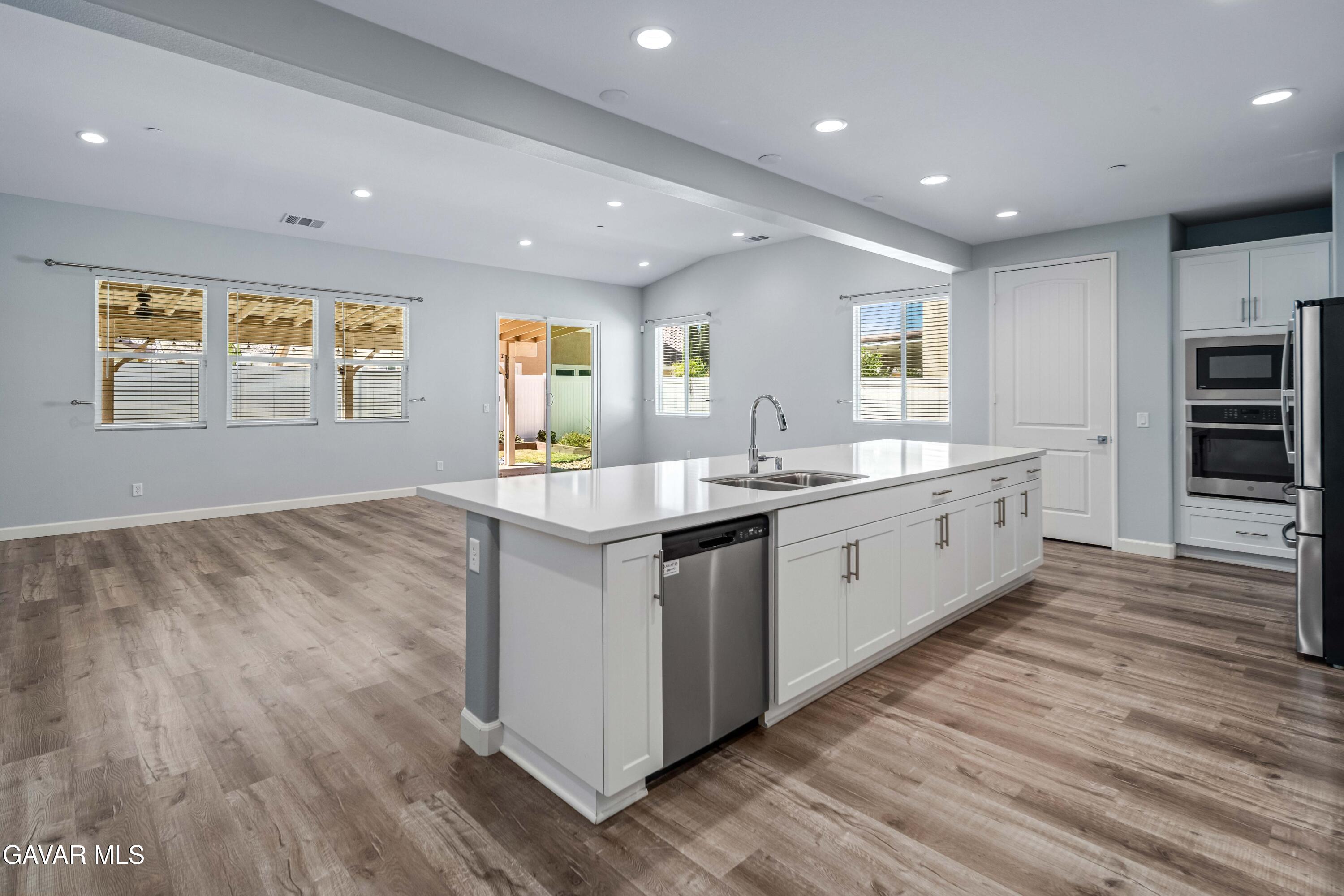 2108 Cork Oak Street Property Photo 8
