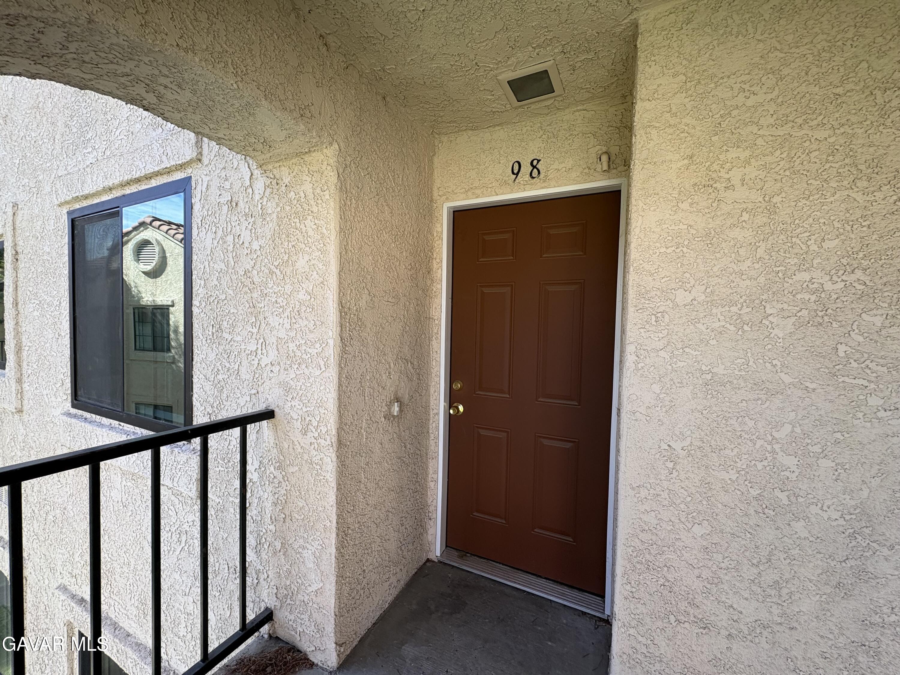 2554 Olive Drive, Apt 98 Property Photo 1