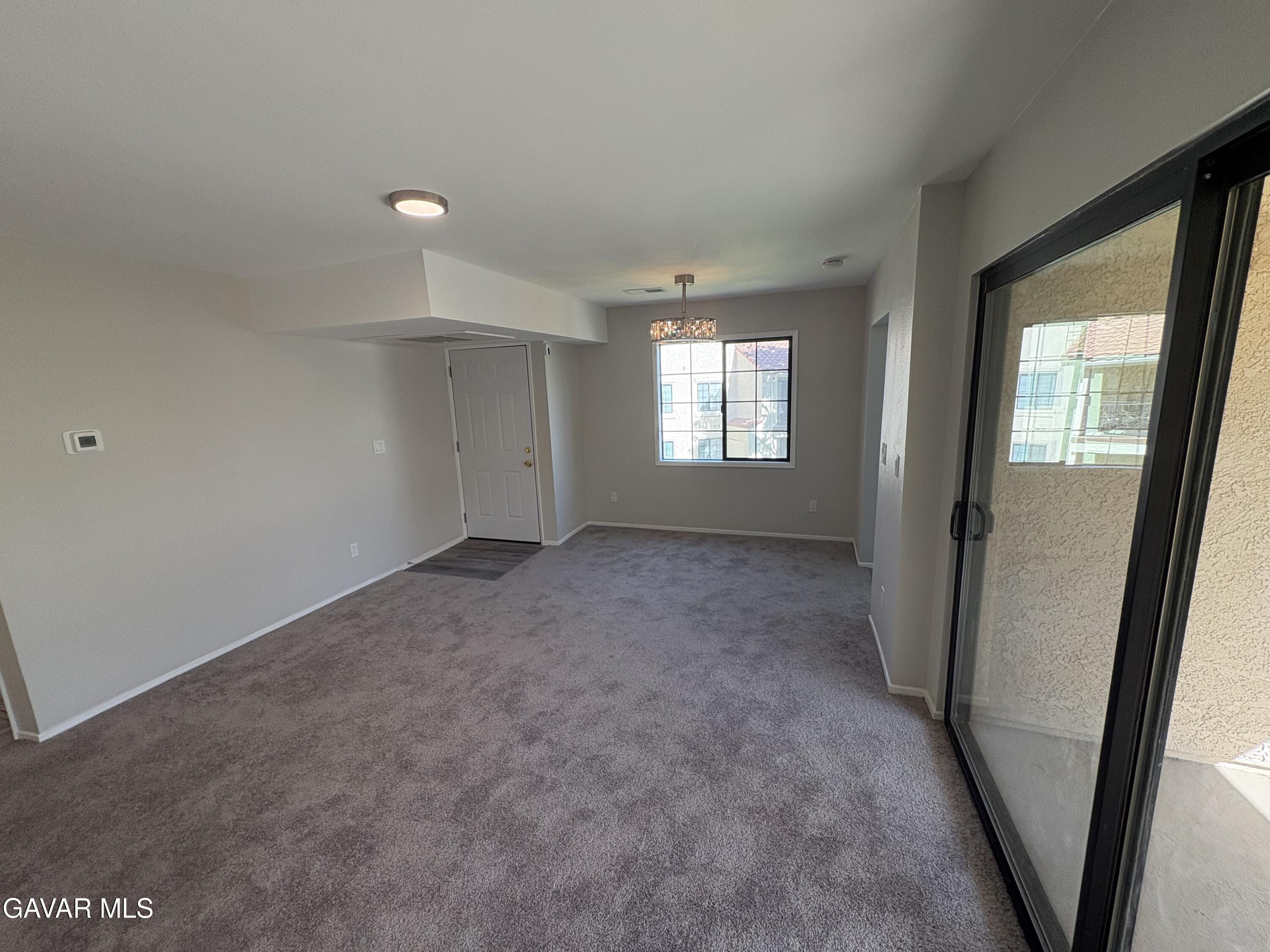 2554 Olive Drive, Apt 98 Property Photo 3